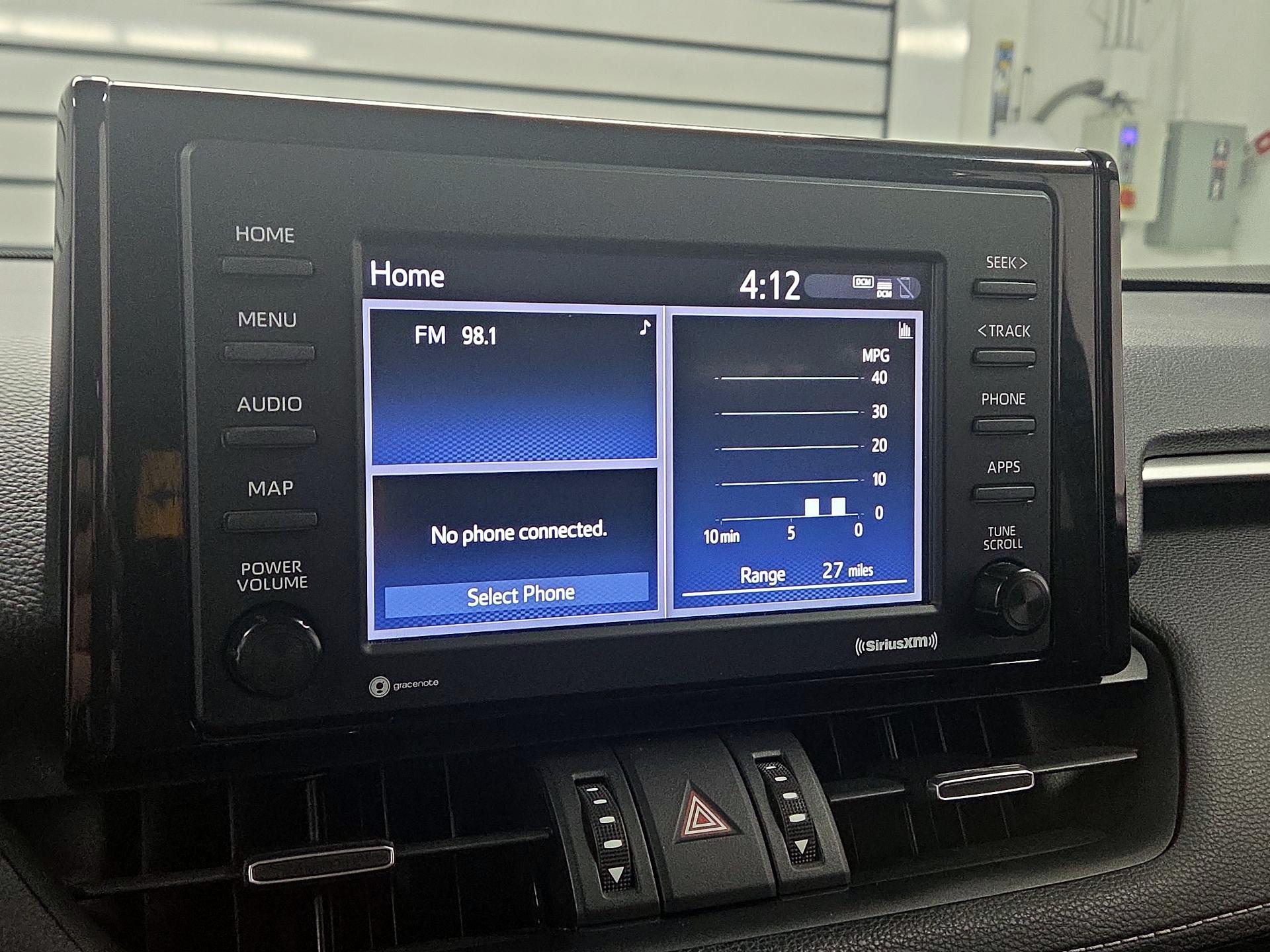 Thumbnail: 2021 Toyota RAV4 - 14