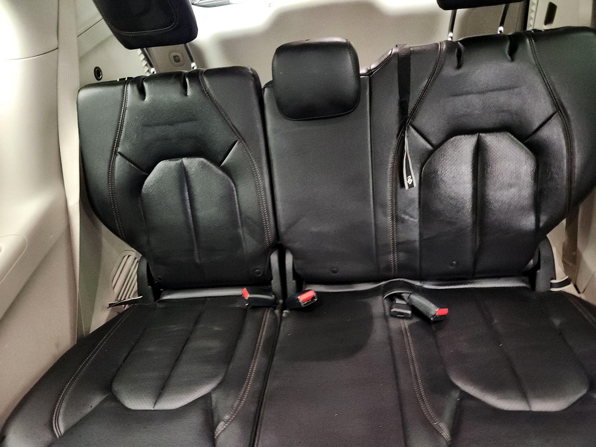 Thumbnail: 2018 Chrysler Pacifica - 20
