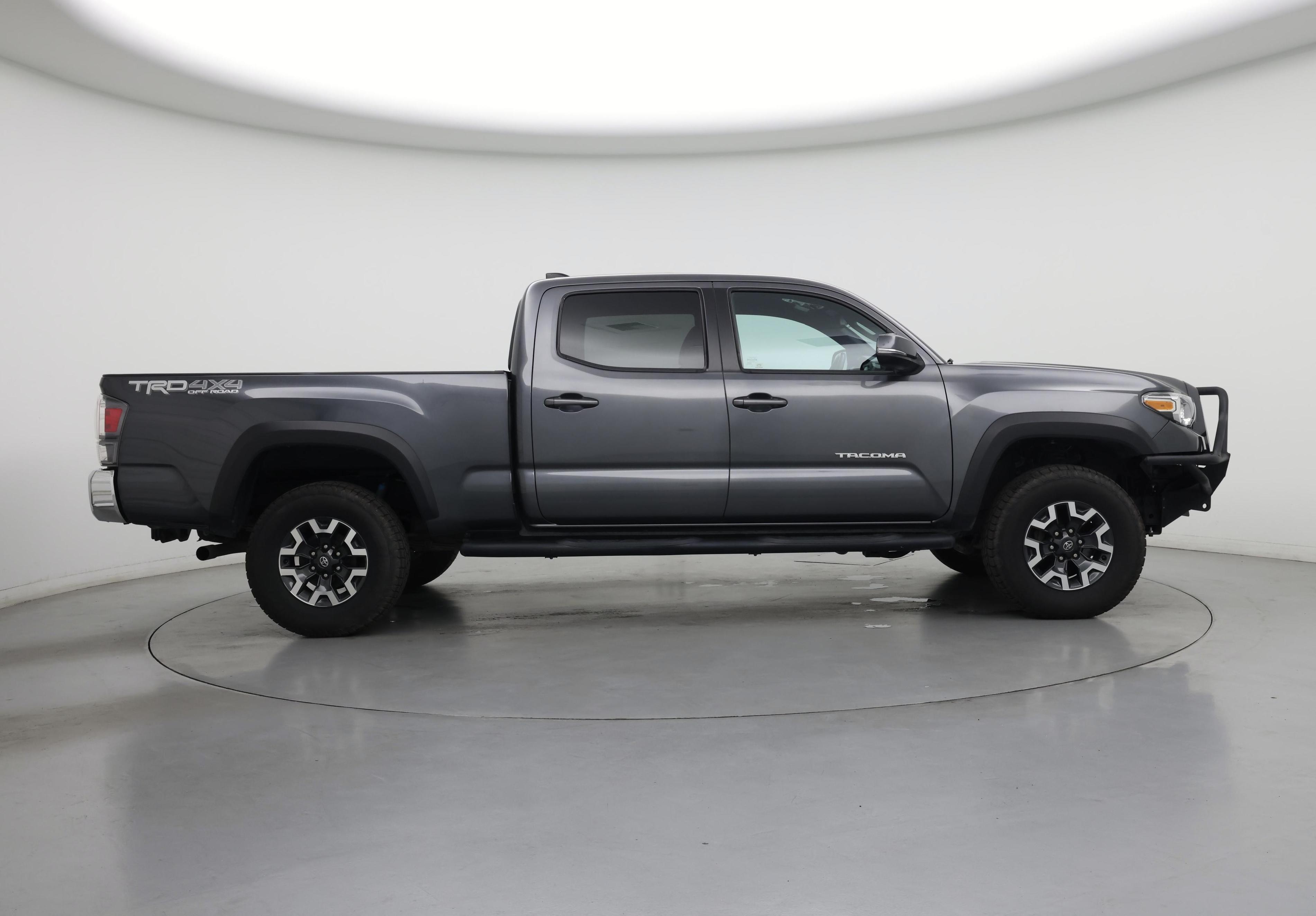 Thumbnail: 2021 Toyota Tacoma - 7