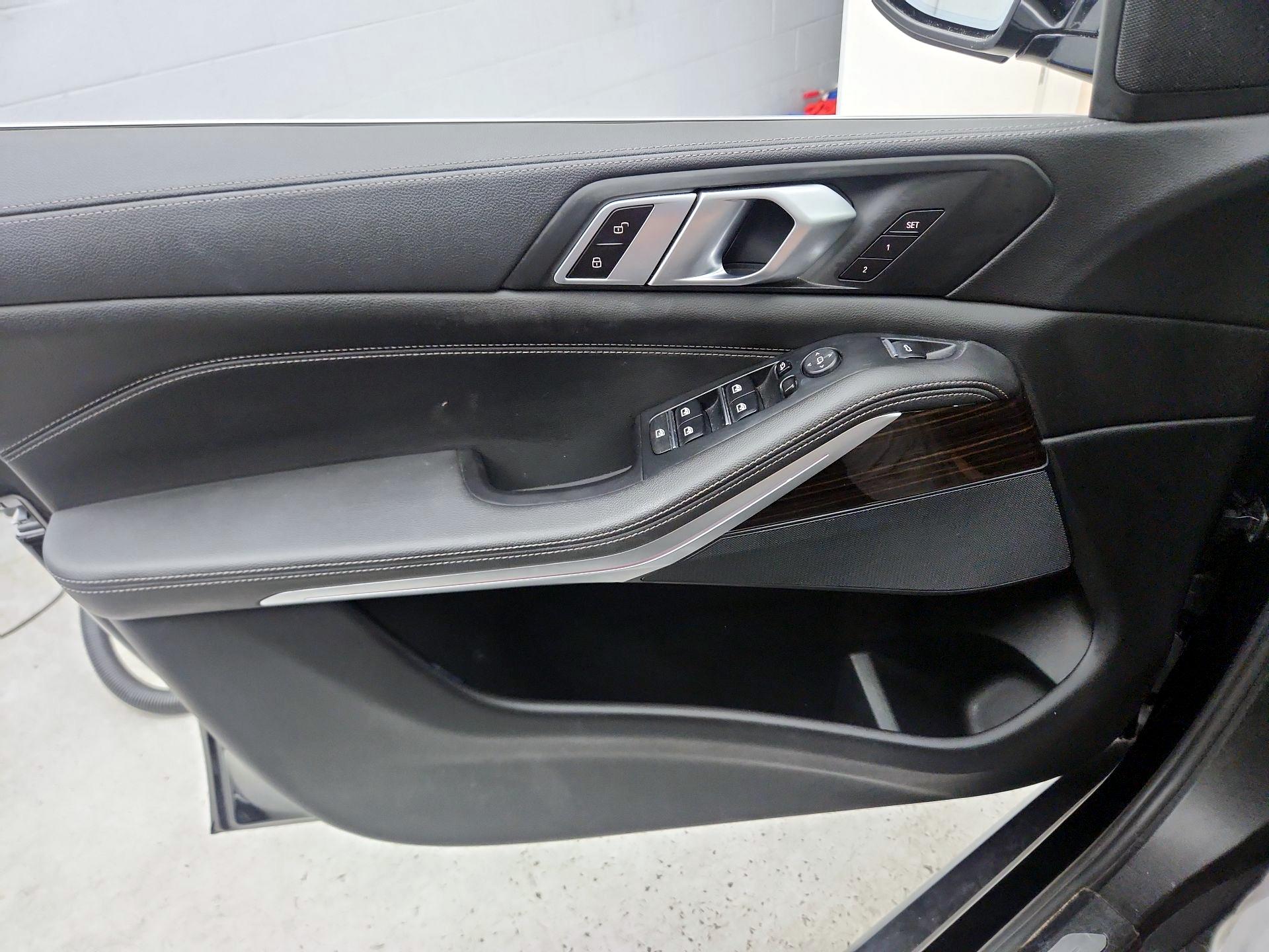 Thumbnail: 2021 BMW X5 - 12