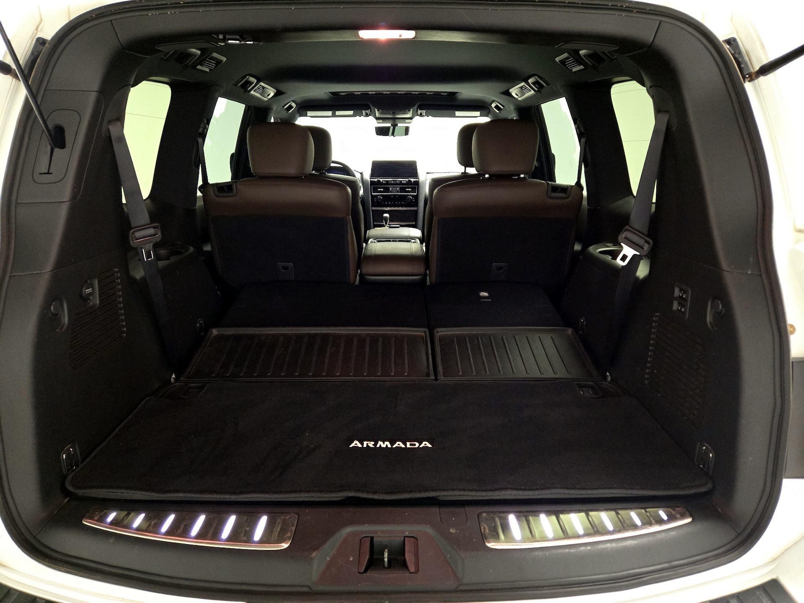 2024 Nissan Armada Platinum - Photo 23
