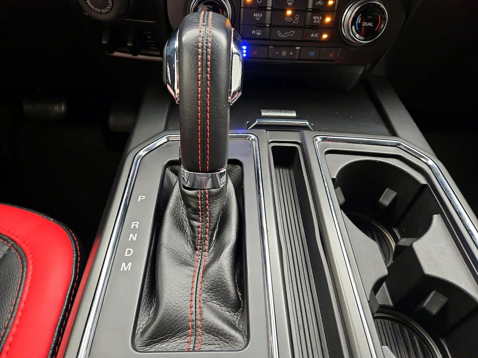 2017 Ford F-150 Lariat - Photo 19