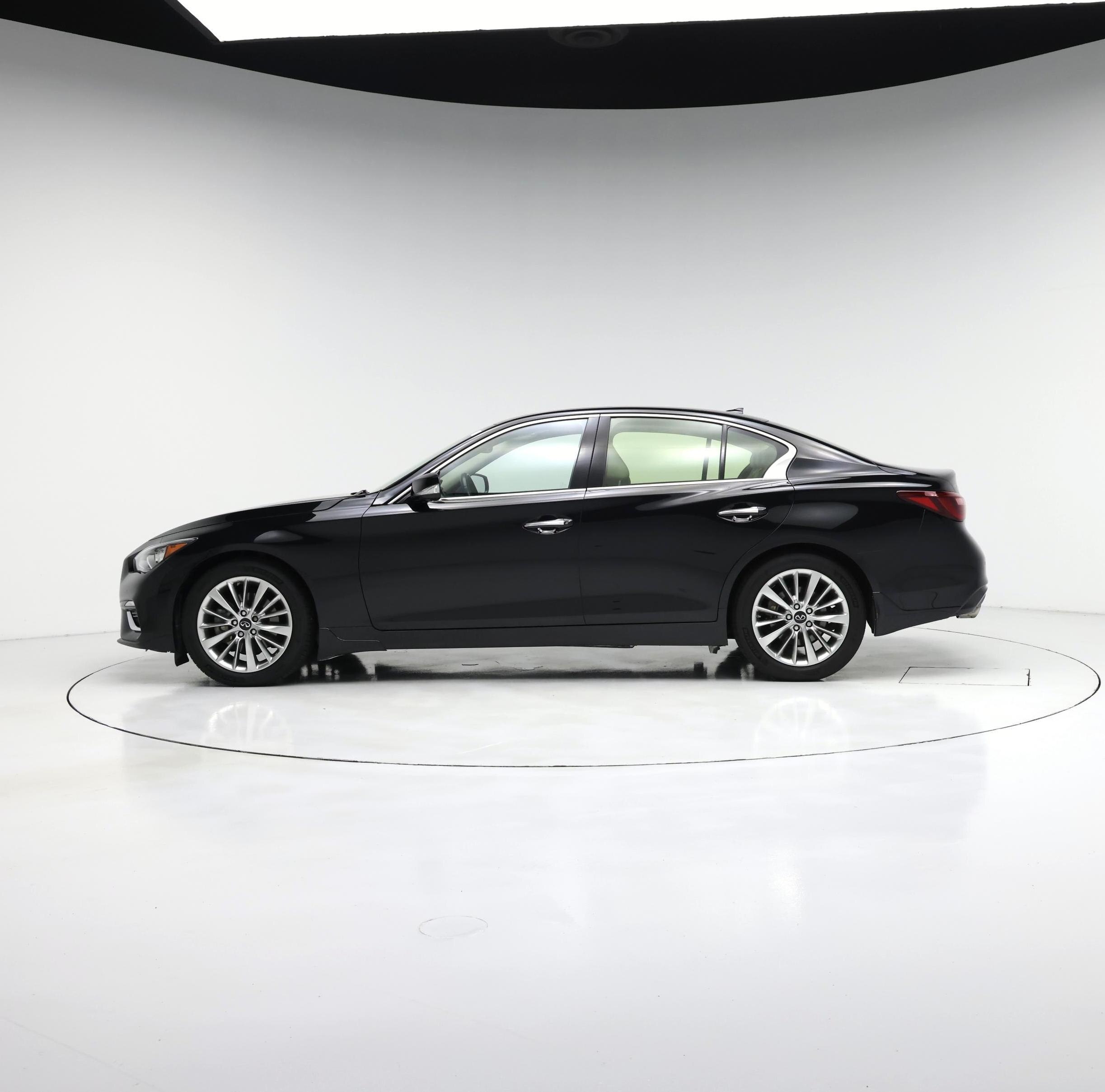 Thumbnail: 2021 INFINITI Q50 - 3