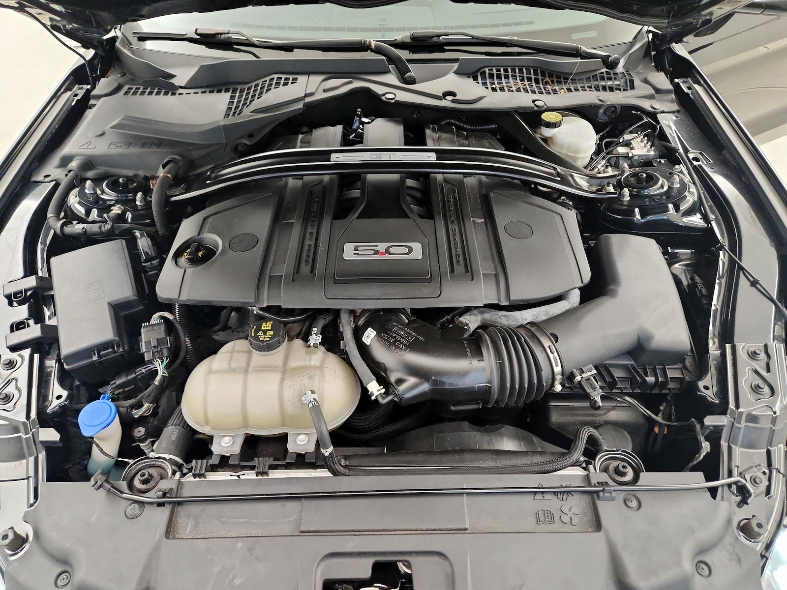 2021 Ford Mustang GT Premium - Photo 23
