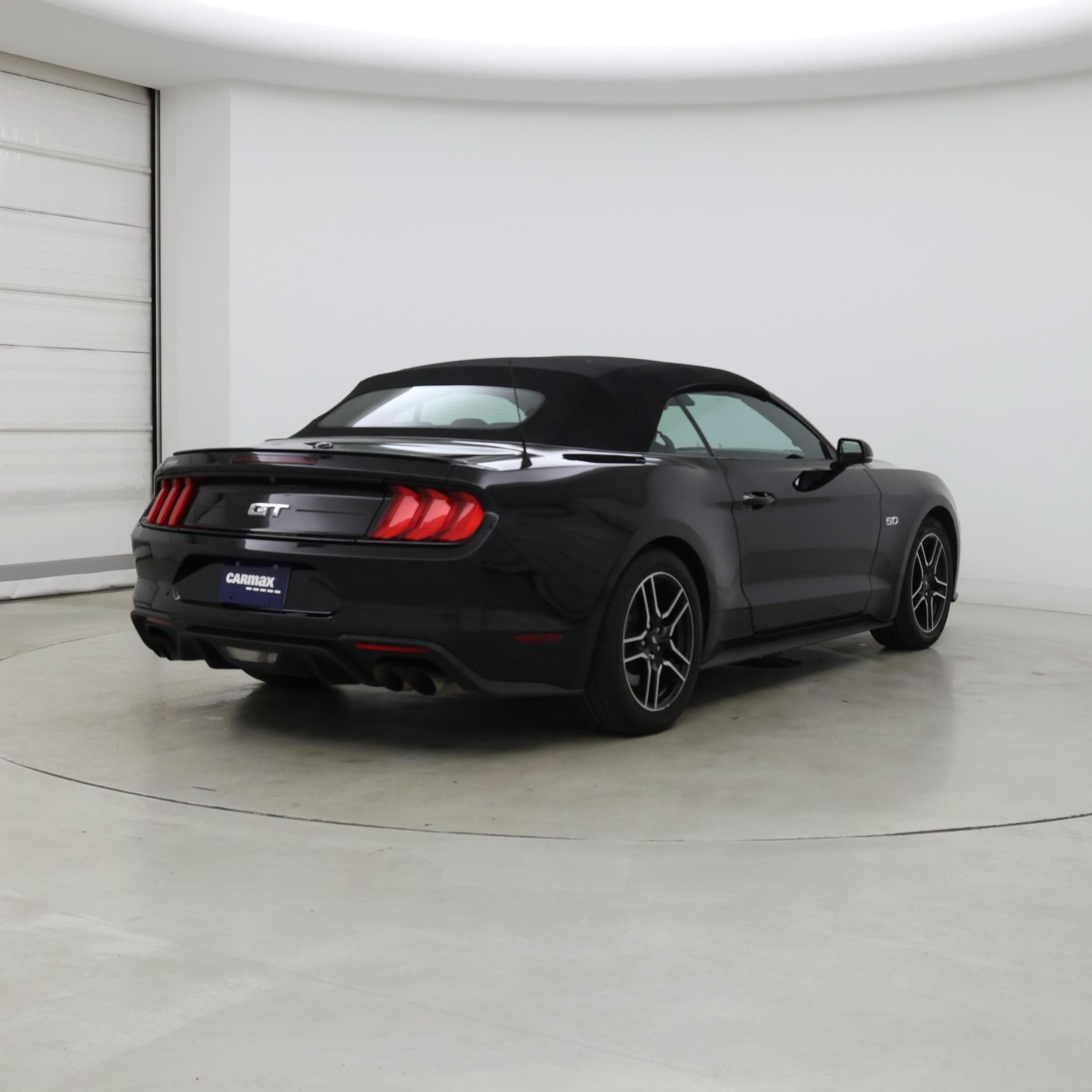 Thumbnail: 2021 Ford Mustang - 8