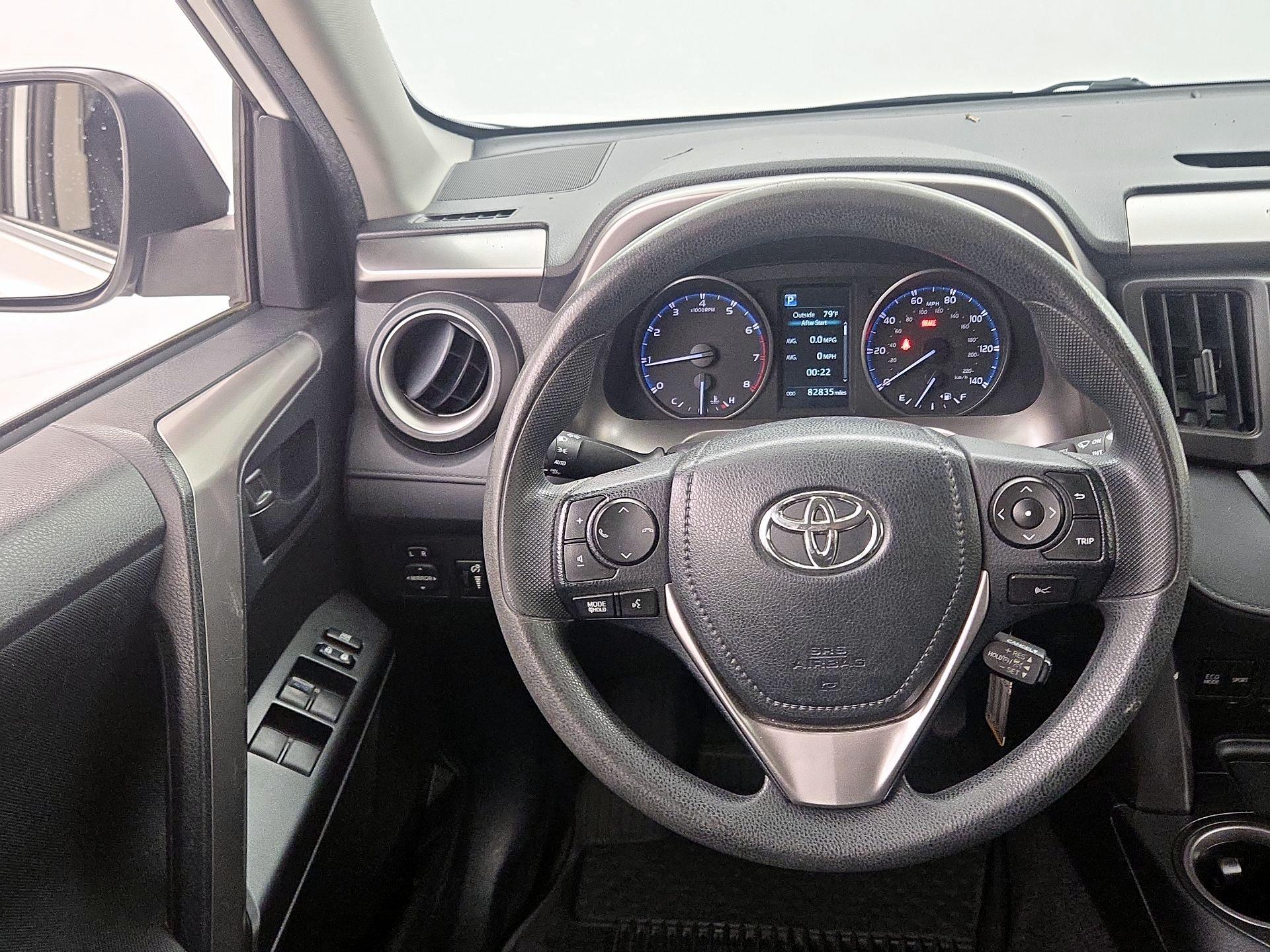 Thumbnail: 2017 Toyota RAV4 - 10