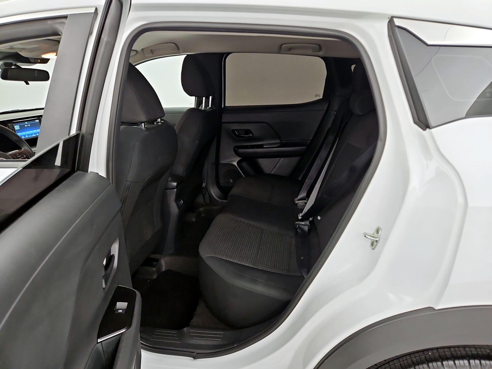 Thumbnail: 2025 Nissan Kicks - 16