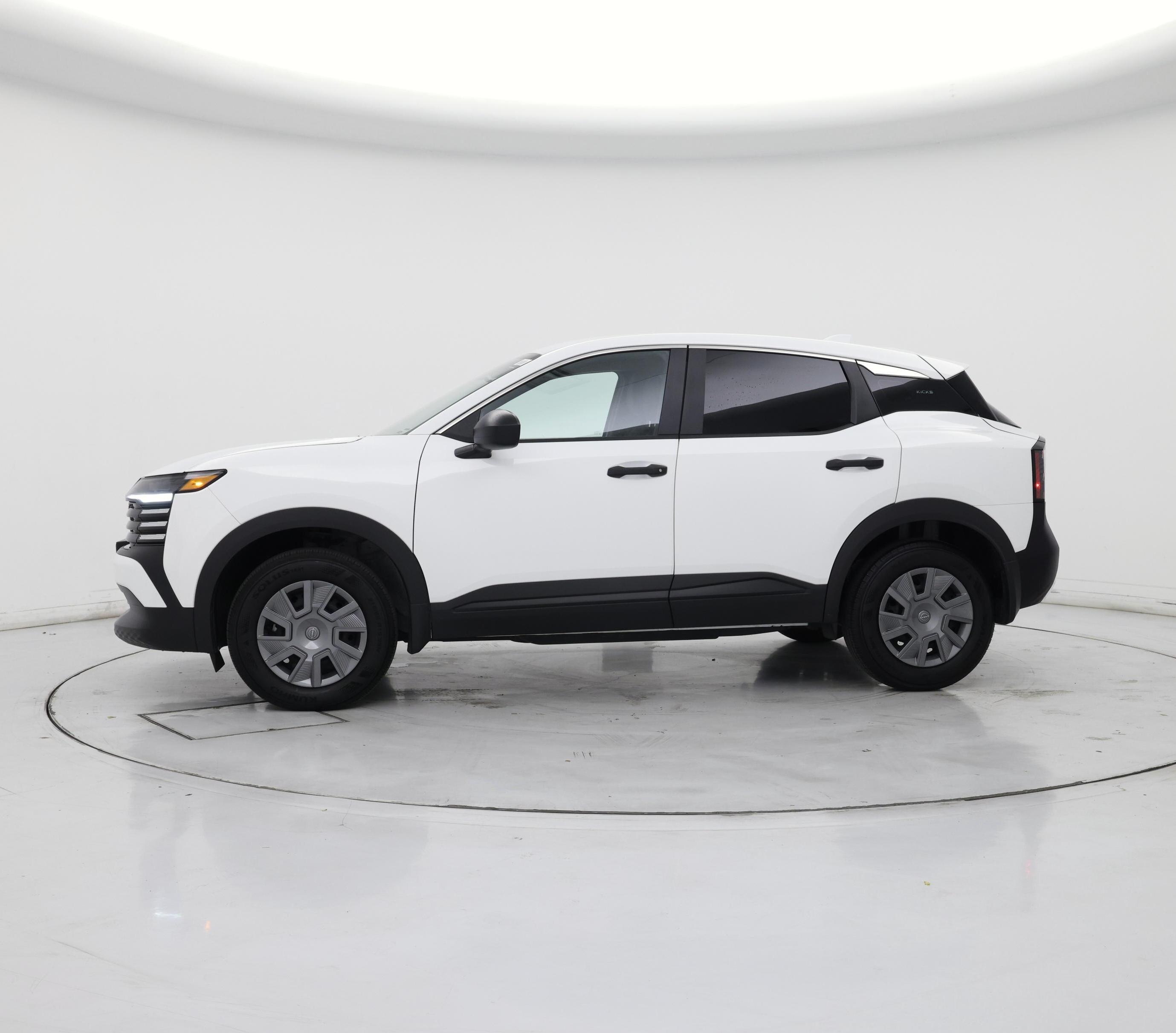 Thumbnail: 2025 Nissan Kicks - 3