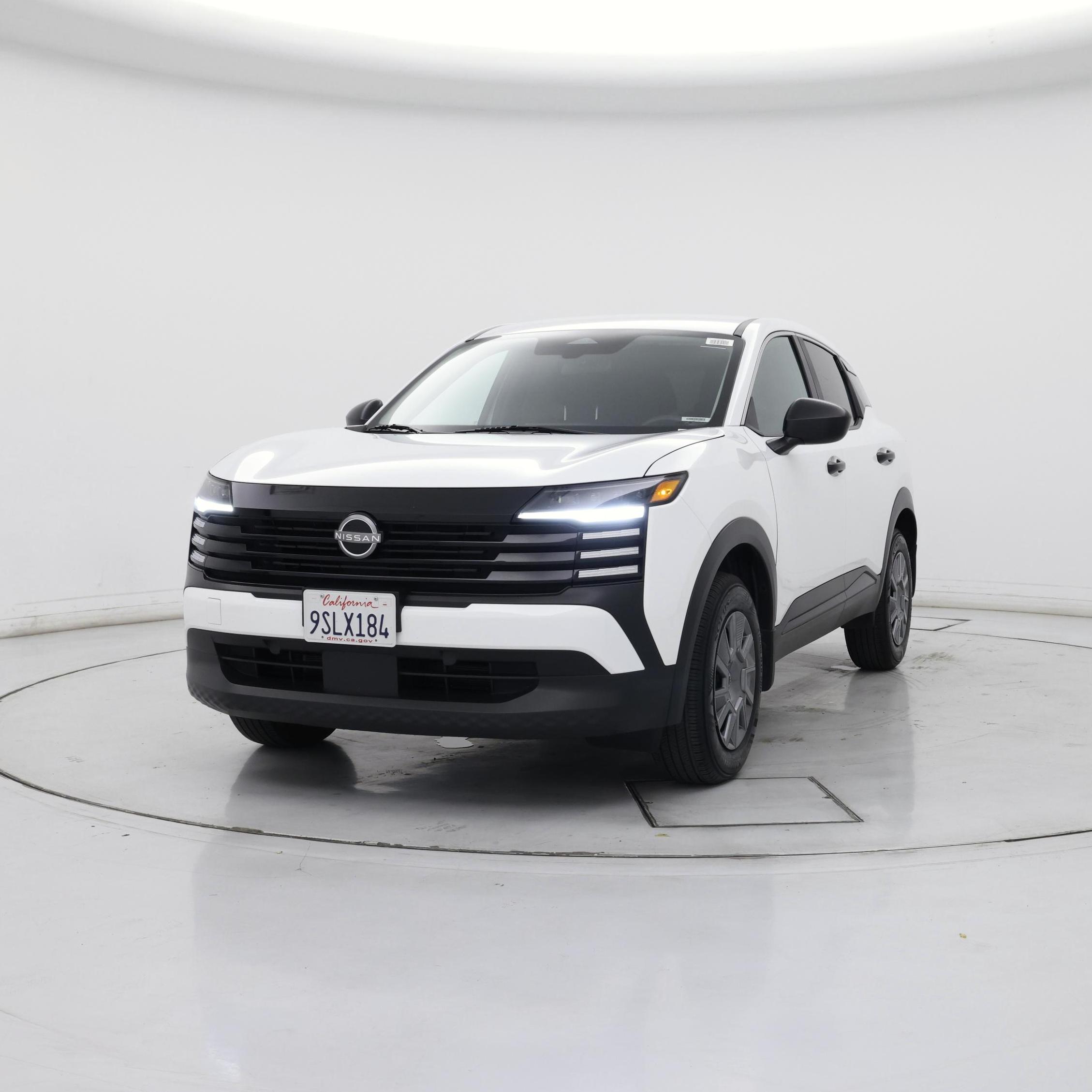 Thumbnail: 2025 Nissan Kicks - 4