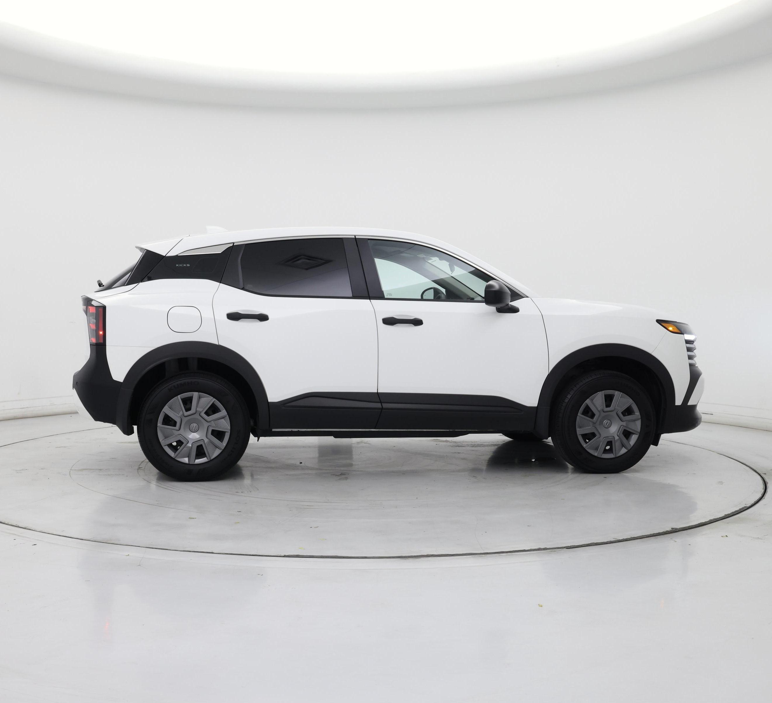 Thumbnail: 2025 Nissan Kicks - 7