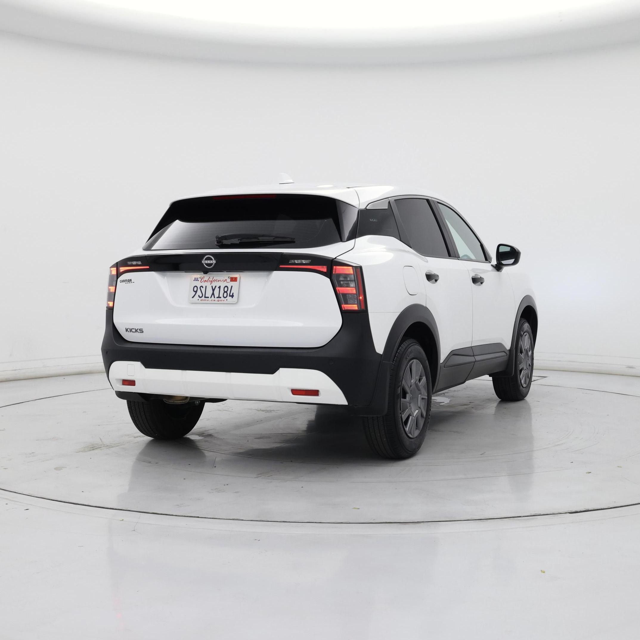 Thumbnail: 2025 Nissan Kicks - 8