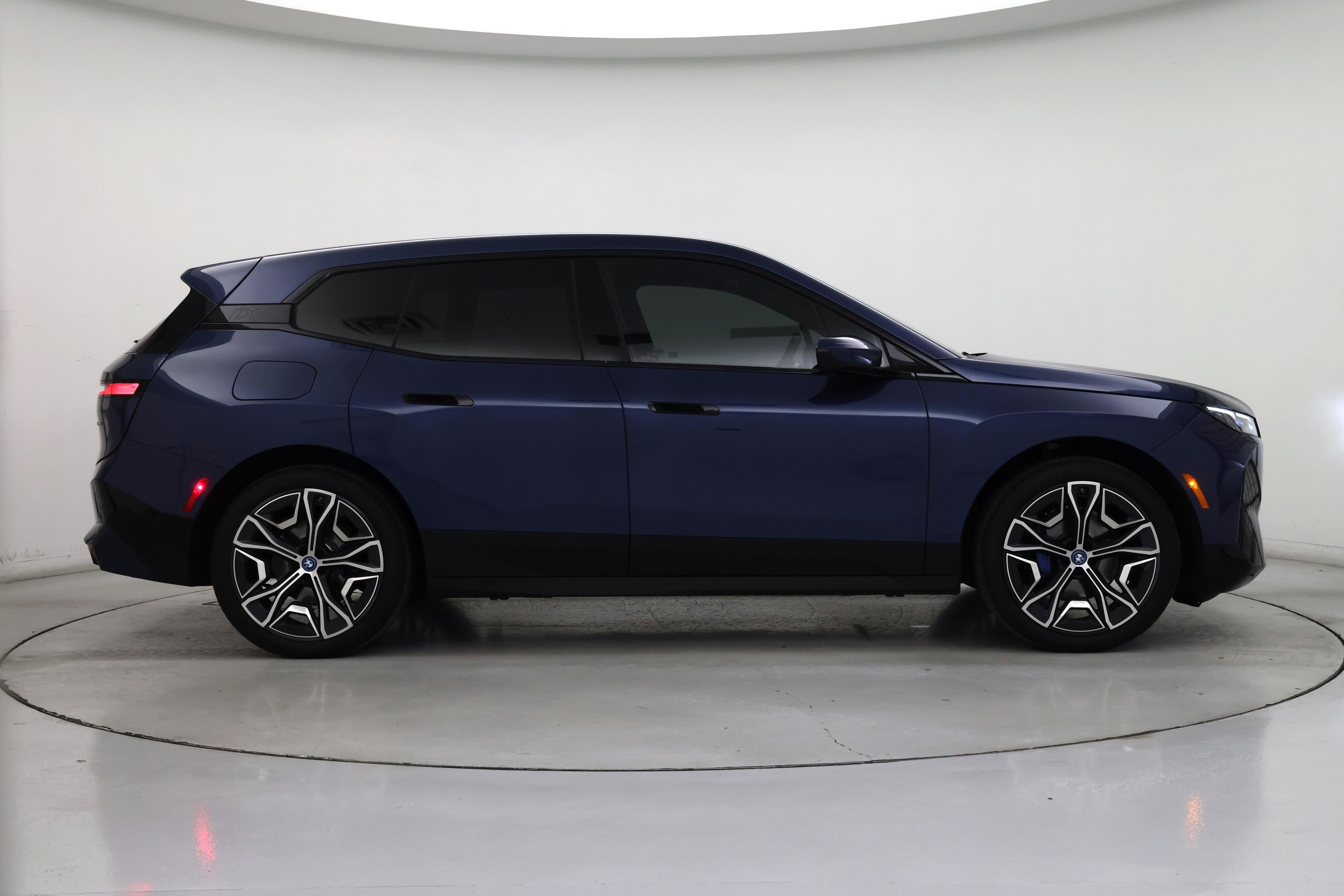 Thumbnail: 2024 BMW iX - 7