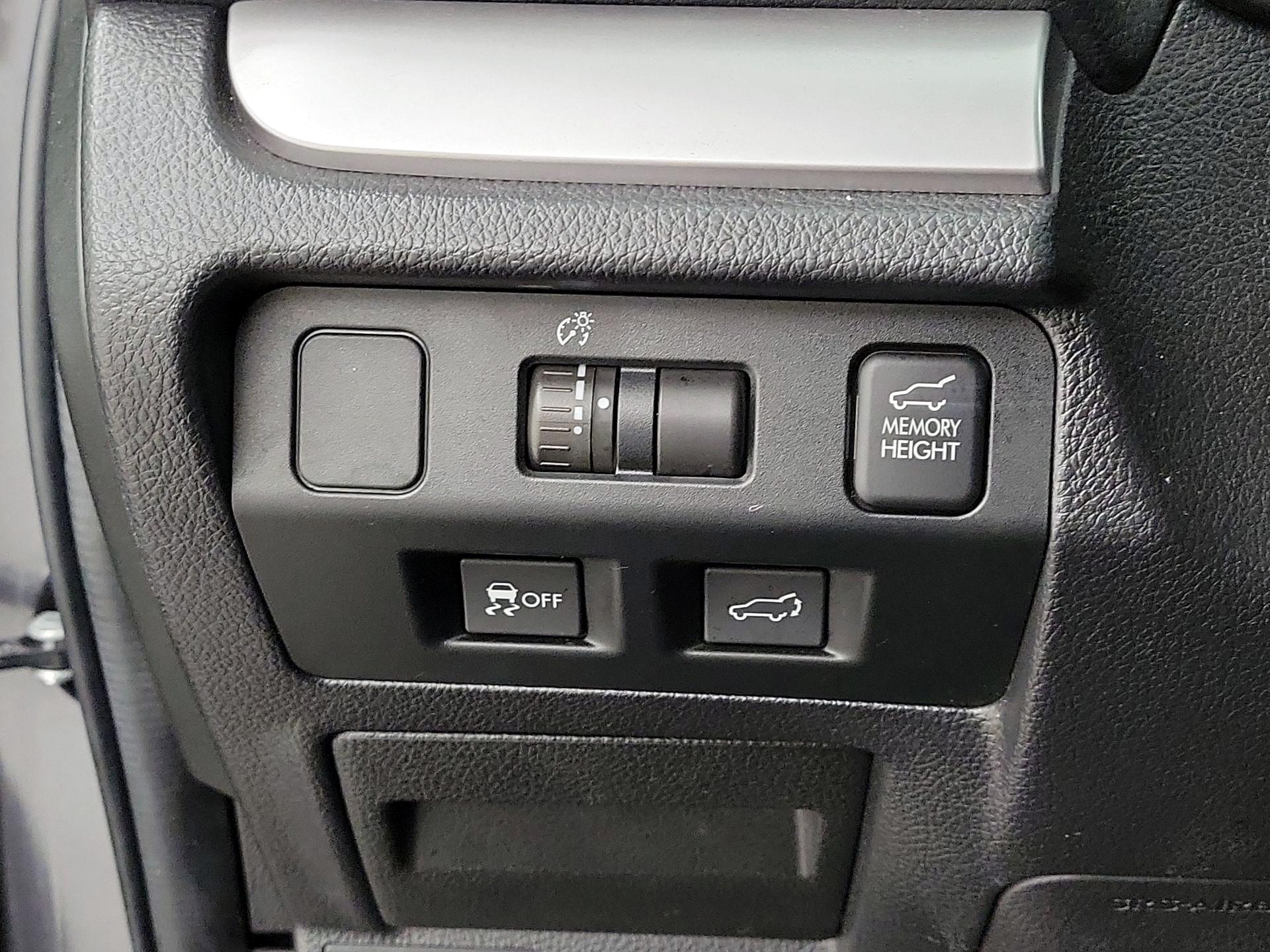 Thumbnail: 2015 Subaru Forester - 13