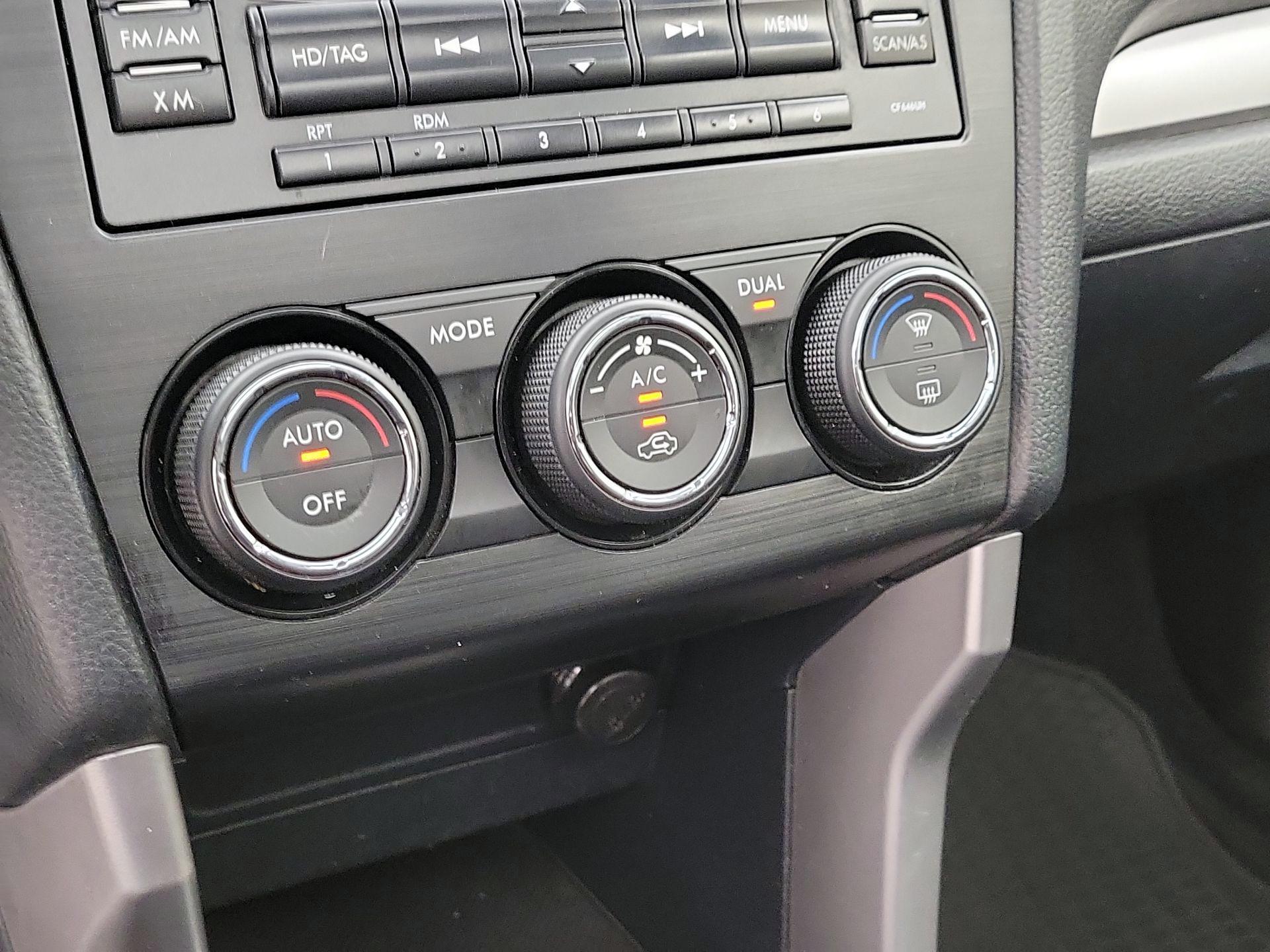Thumbnail: 2015 Subaru Forester - 16