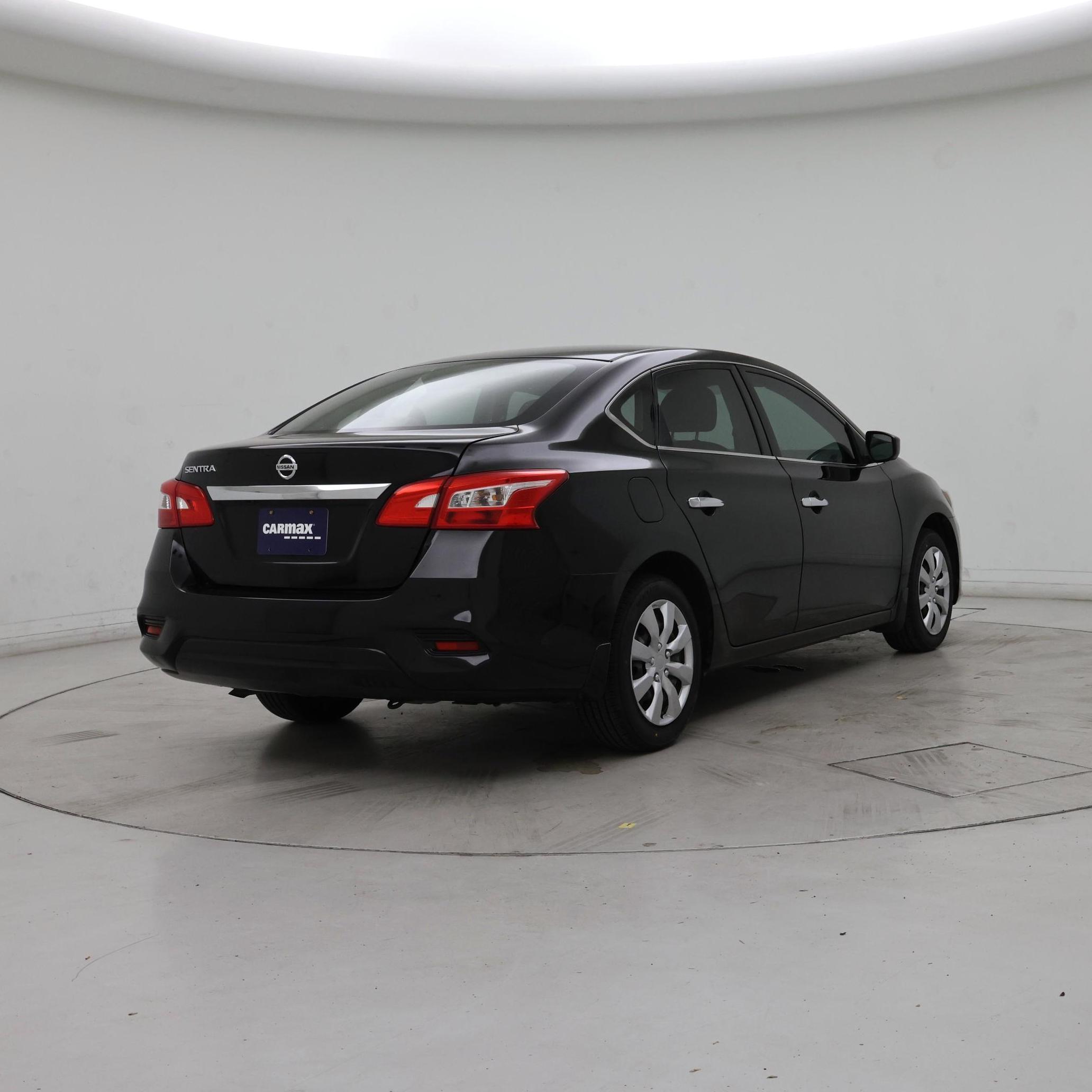 Thumbnail: 2019 Nissan Sentra - 8