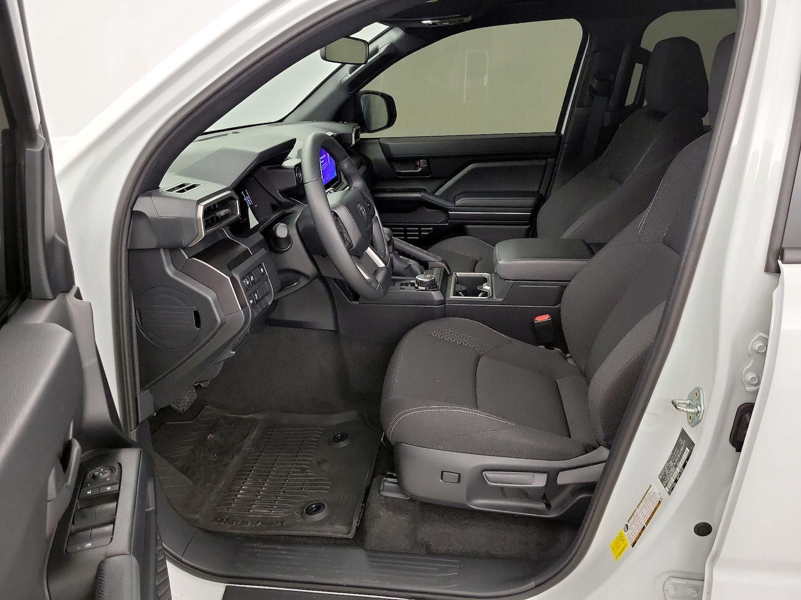 2026 Toyota 4Runner SR5 - Photo 12