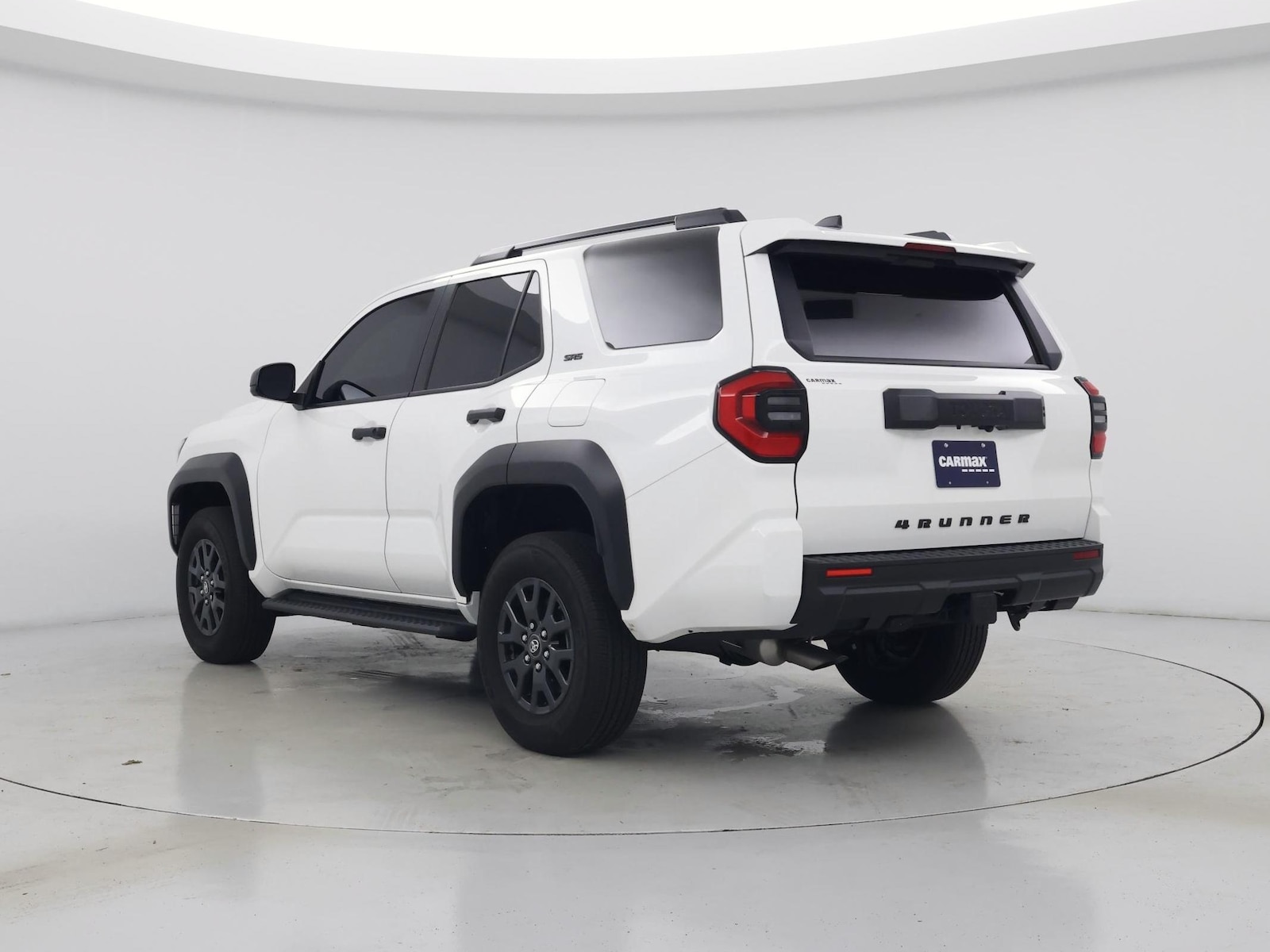 2026 Toyota 4Runner SR5 - Photo 3