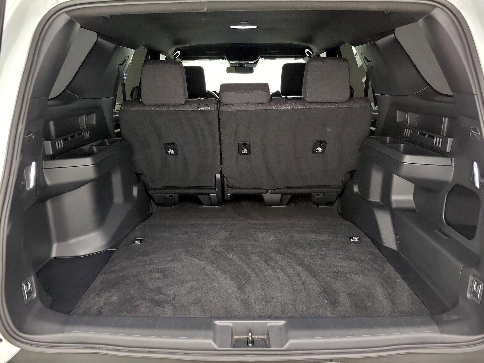 2026 Toyota 4Runner SR5 - Photo 21