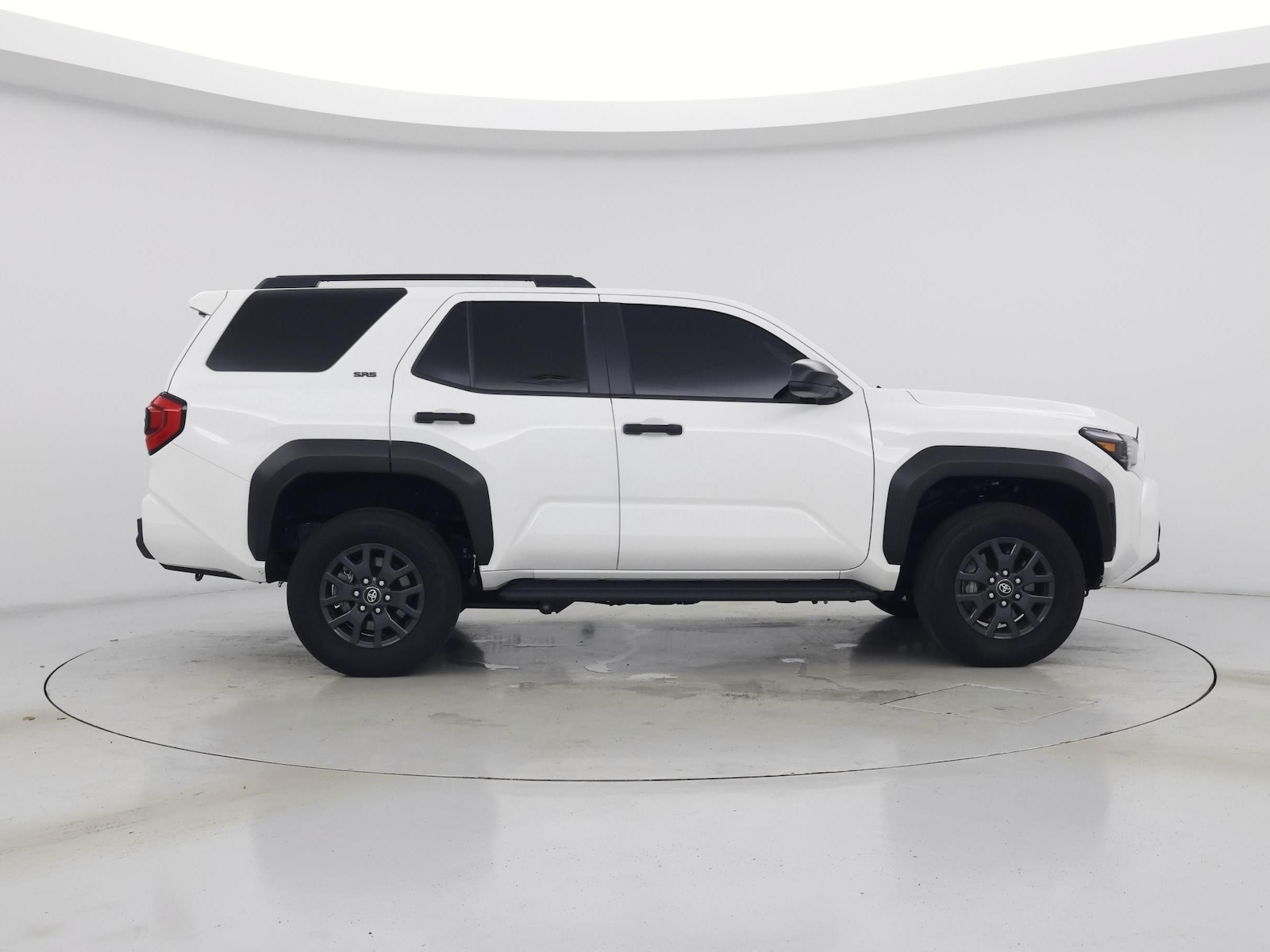2026 Toyota 4Runner SR5 - Photo 8