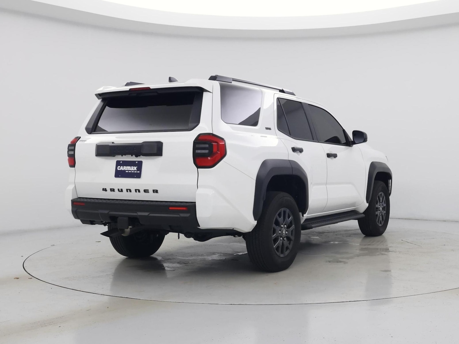 2026 Toyota 4Runner SR5 - Photo 9