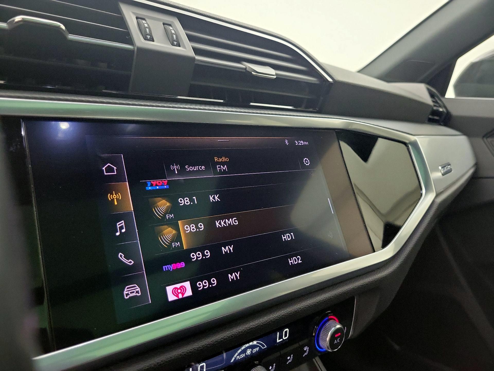 Thumbnail: 2021 Audi Q3 - 15
