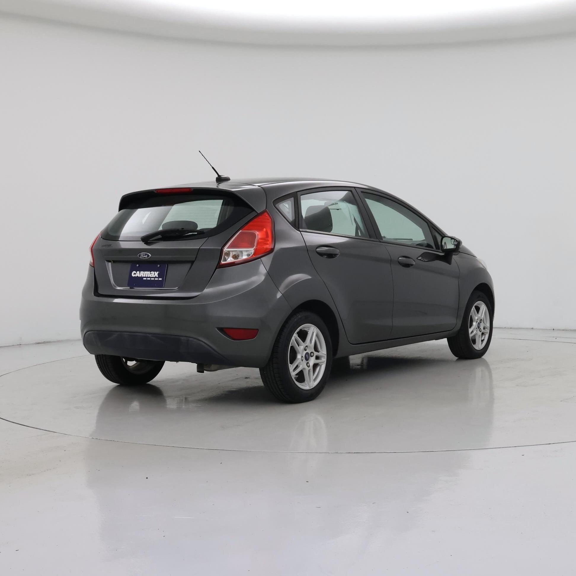 Thumbnail: 2017 Ford Fiesta - 8
