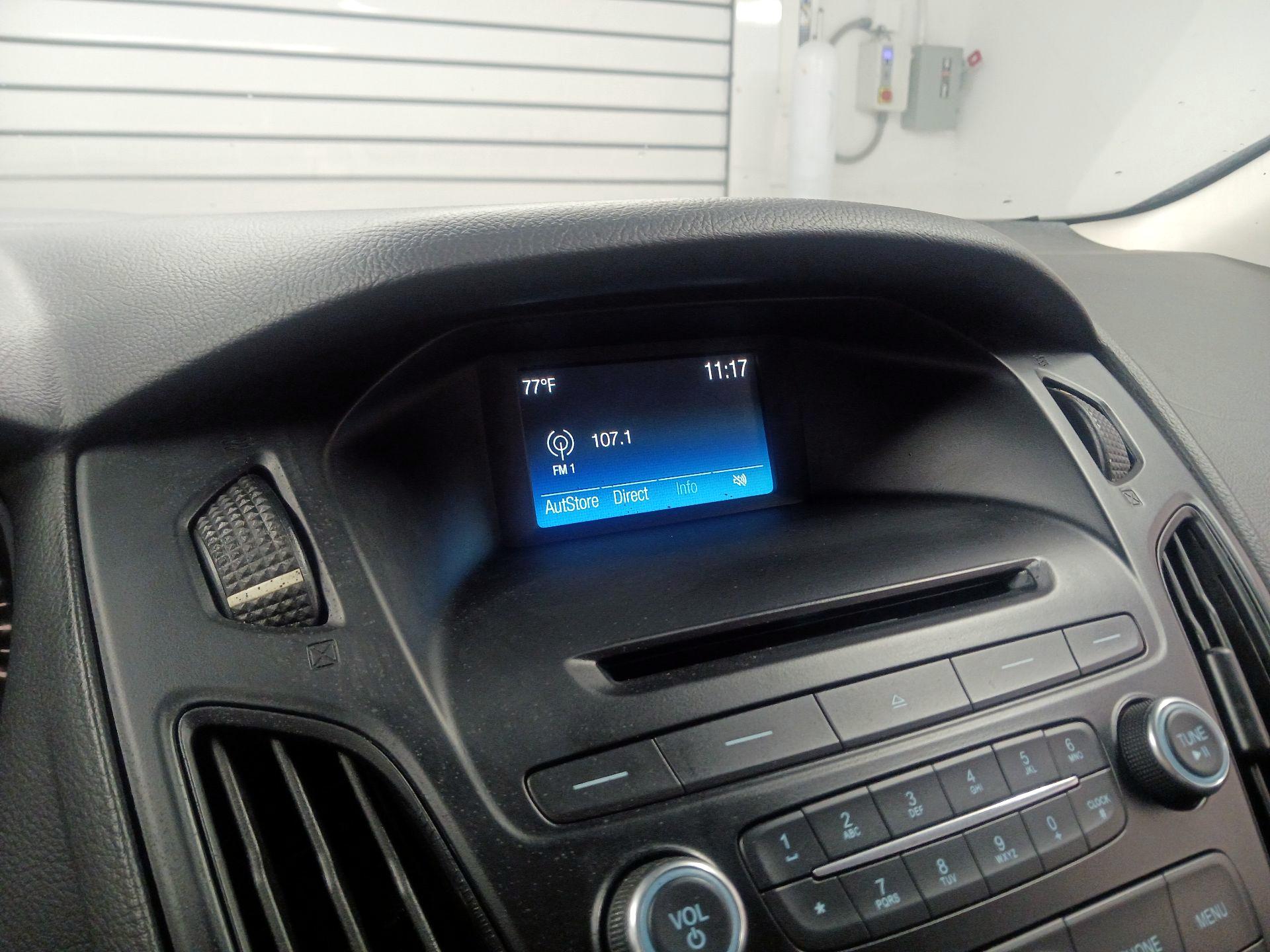 Thumbnail: 2015 Ford Focus - 13