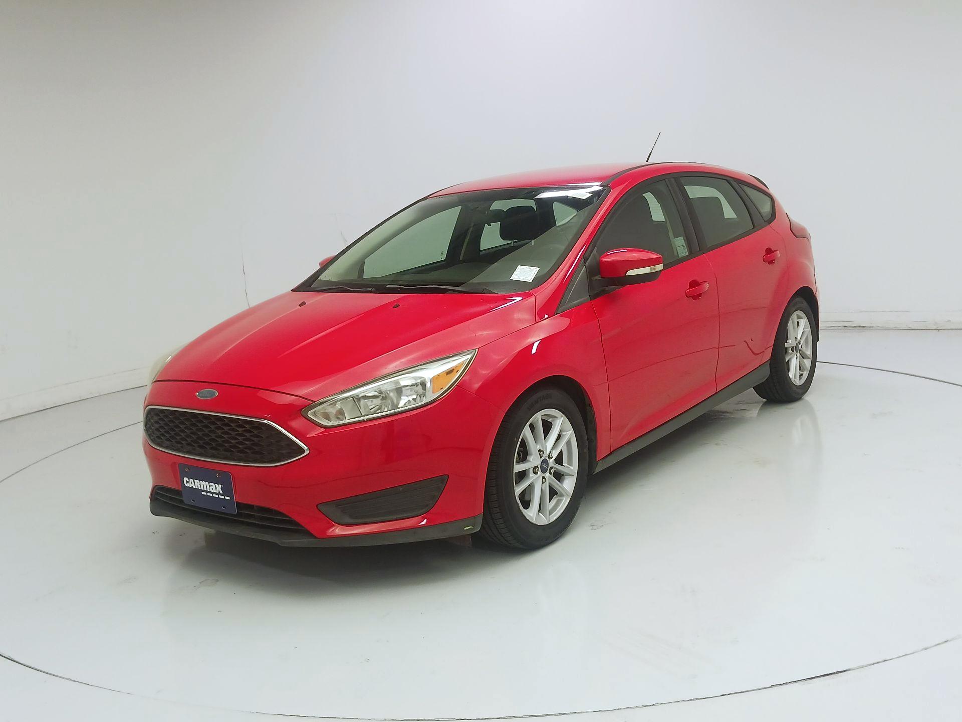 Thumbnail: 2015 Ford Focus - 3