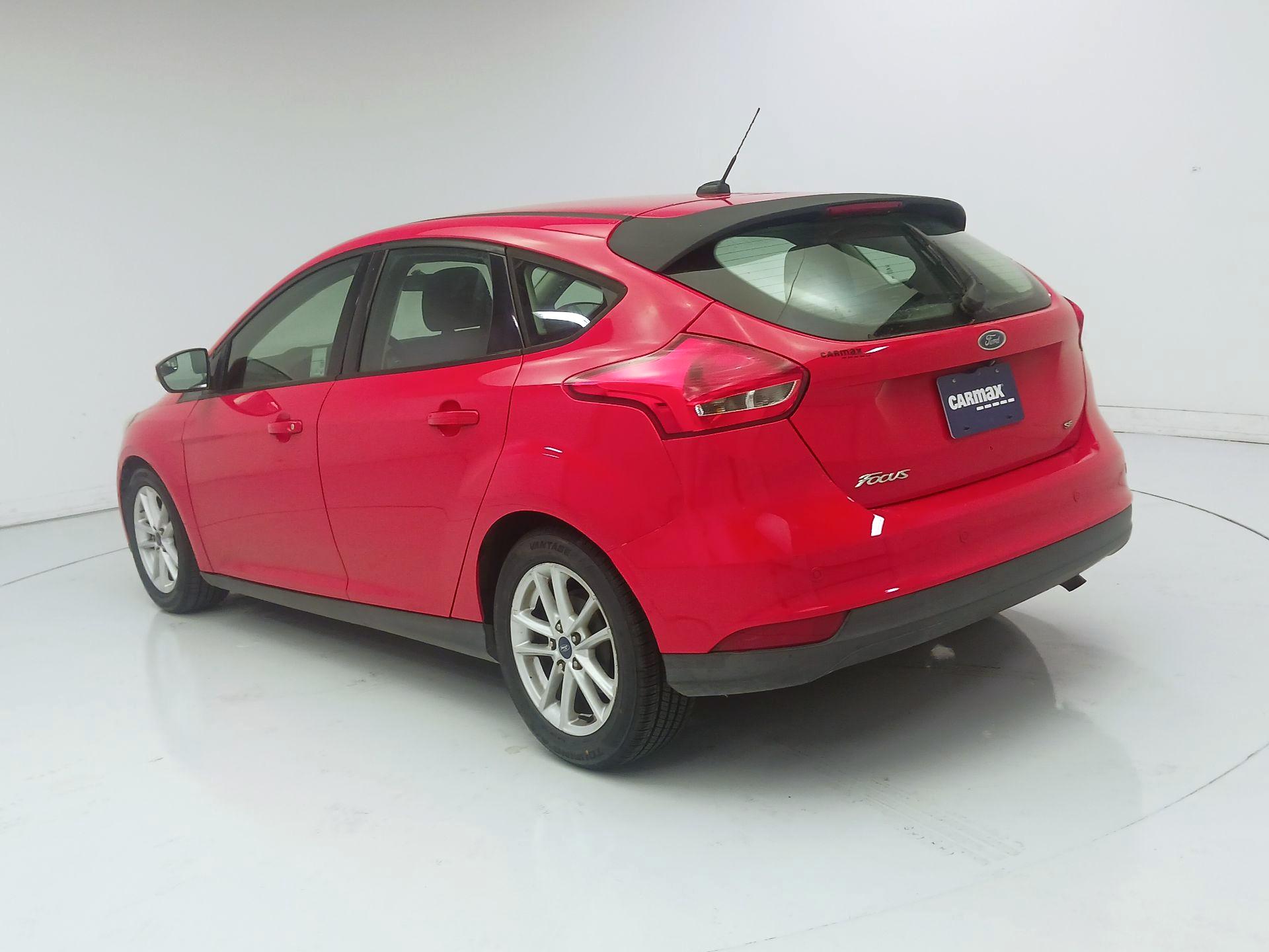 Thumbnail: 2015 Ford Focus - 7