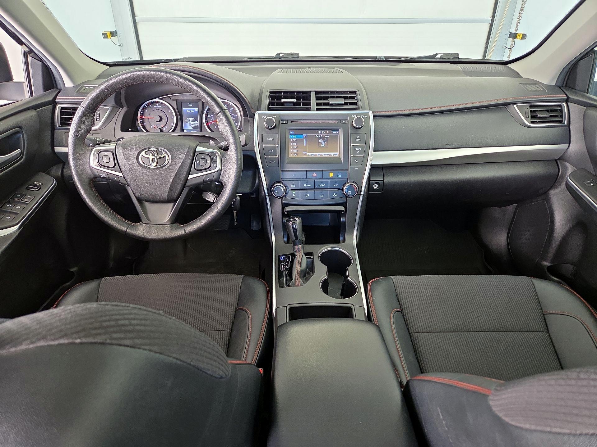 Thumbnail: 2017 Toyota Camry - 9