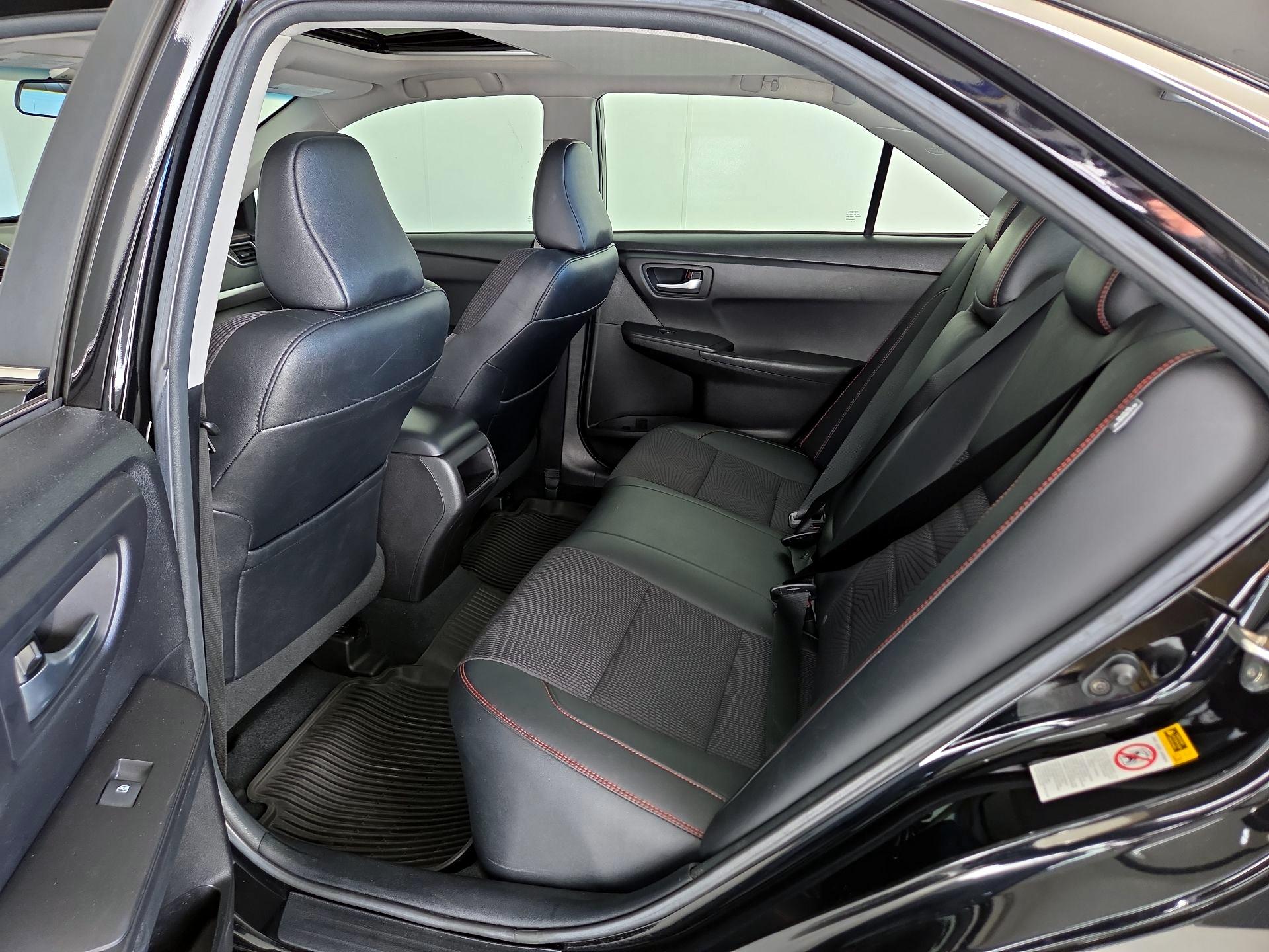 Thumbnail: 2017 Toyota Camry - 20