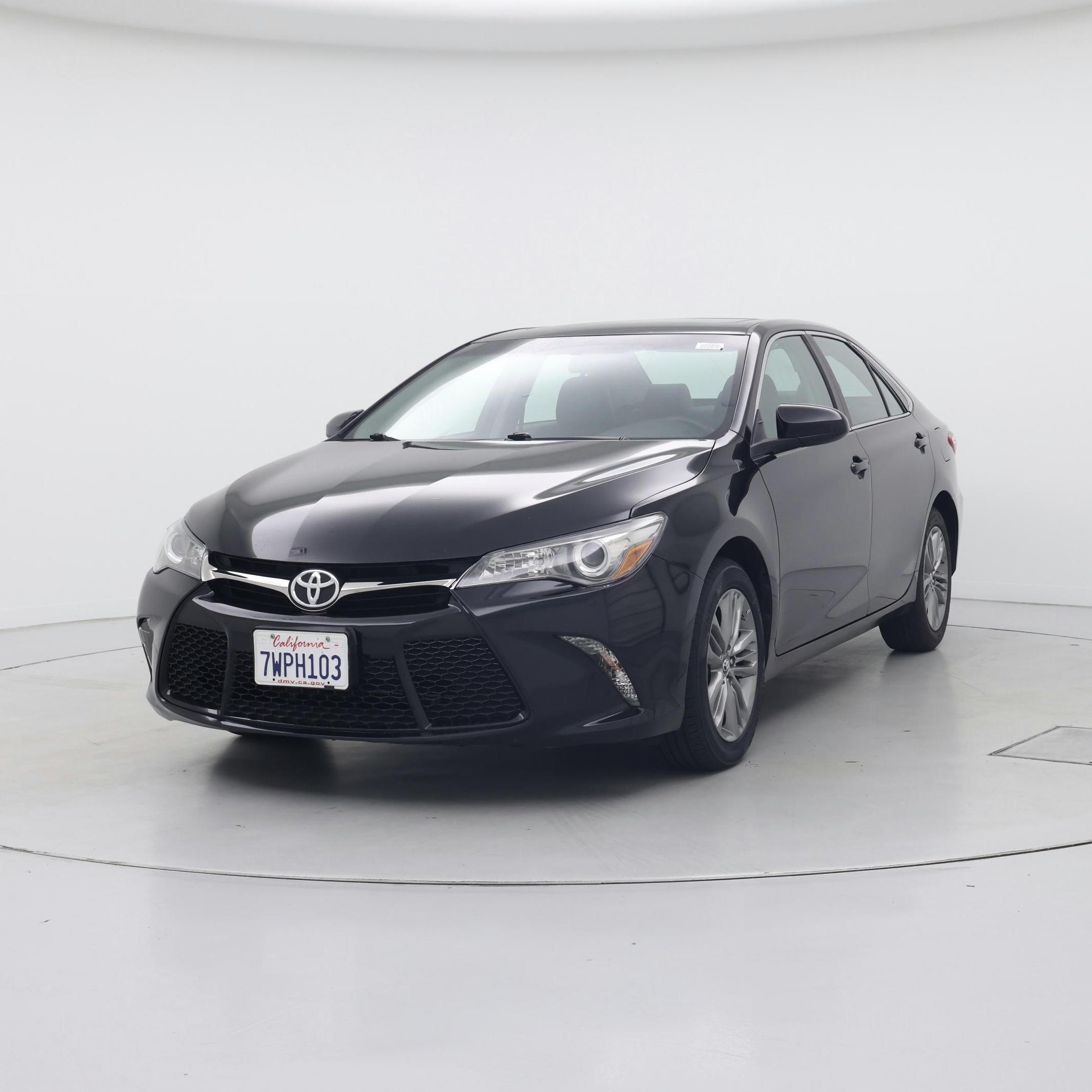 Thumbnail: 2017 Toyota Camry - 4