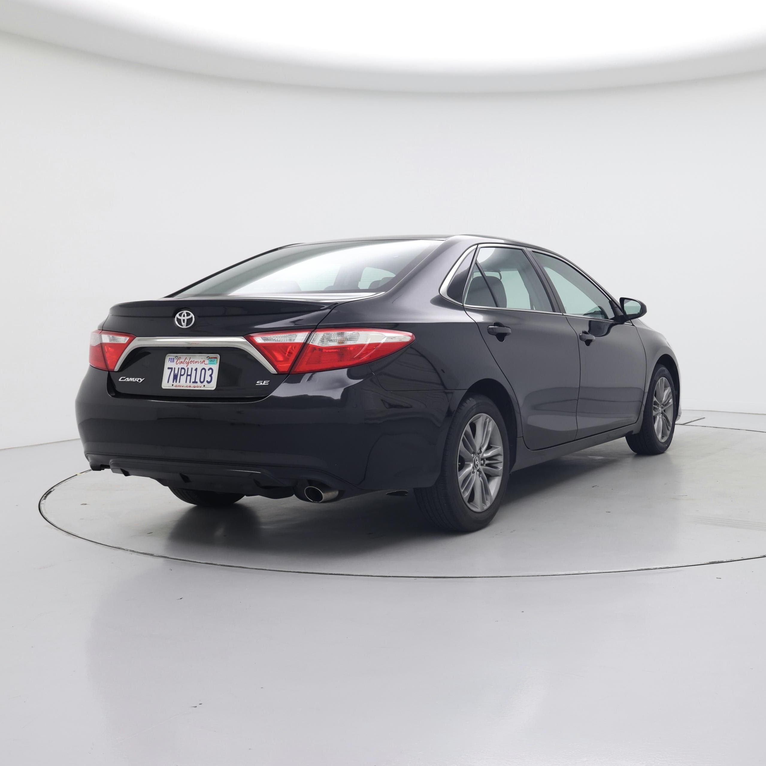 Thumbnail: 2017 Toyota Camry - 8