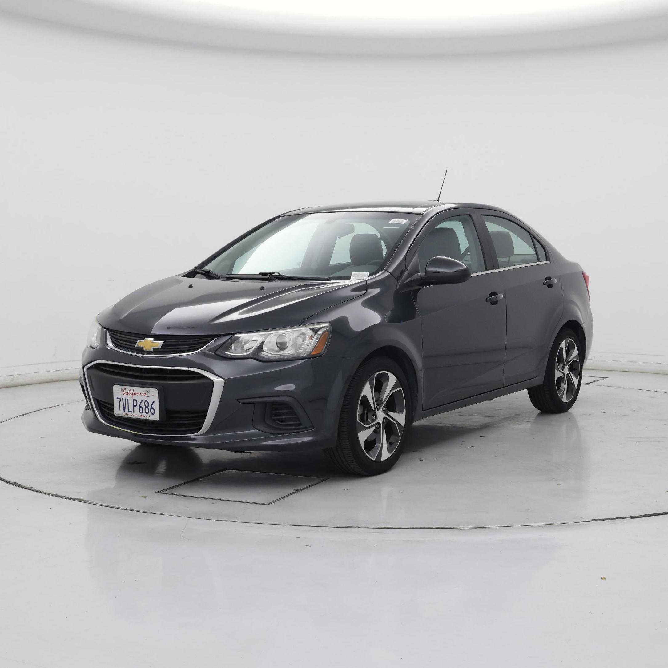 Thumbnail: 2017 Chevrolet Sonic - 4