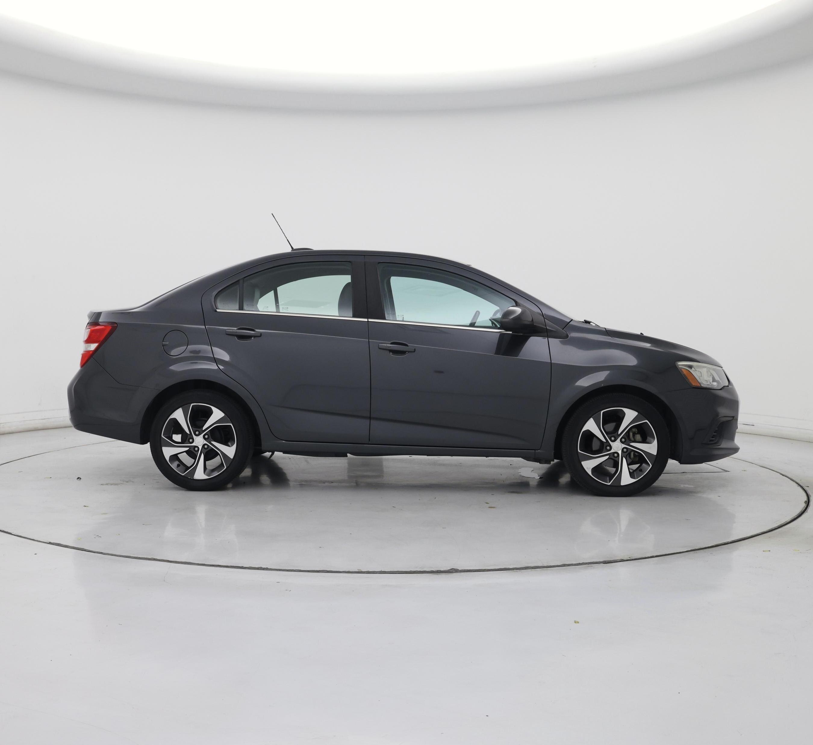 Thumbnail: 2017 Chevrolet Sonic - 7