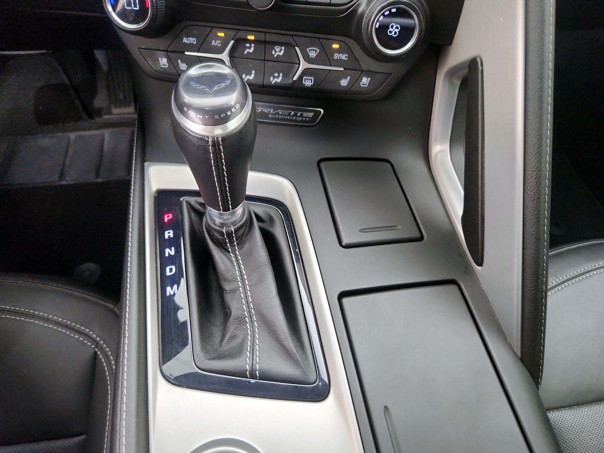 Thumbnail: 2015 Chevrolet Corvette - 17