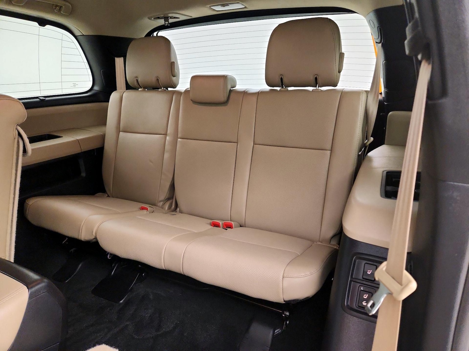 2016 Toyota Sequoia Platinum - Photo 23