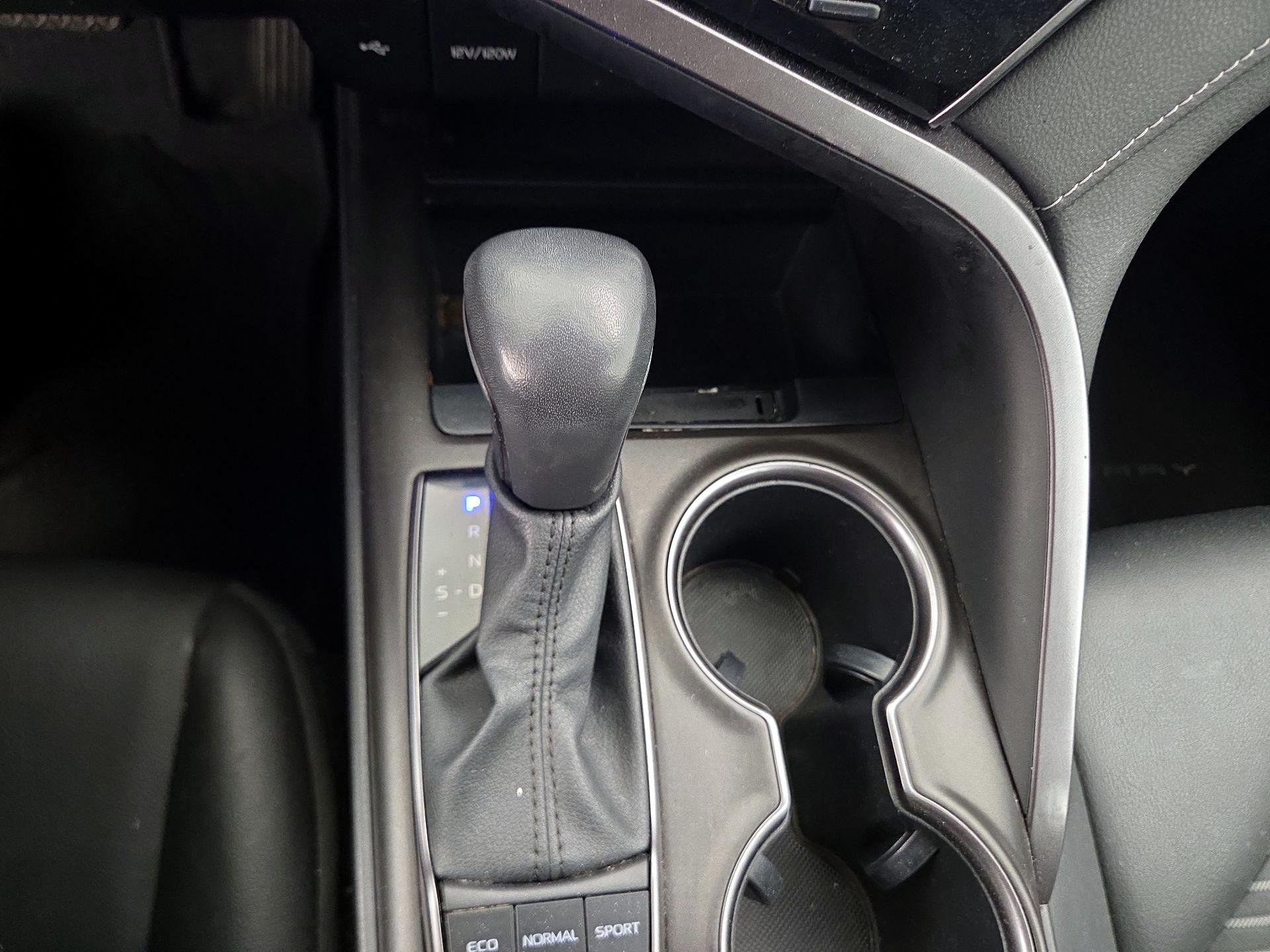 Thumbnail: 2023 Toyota Camry - 17