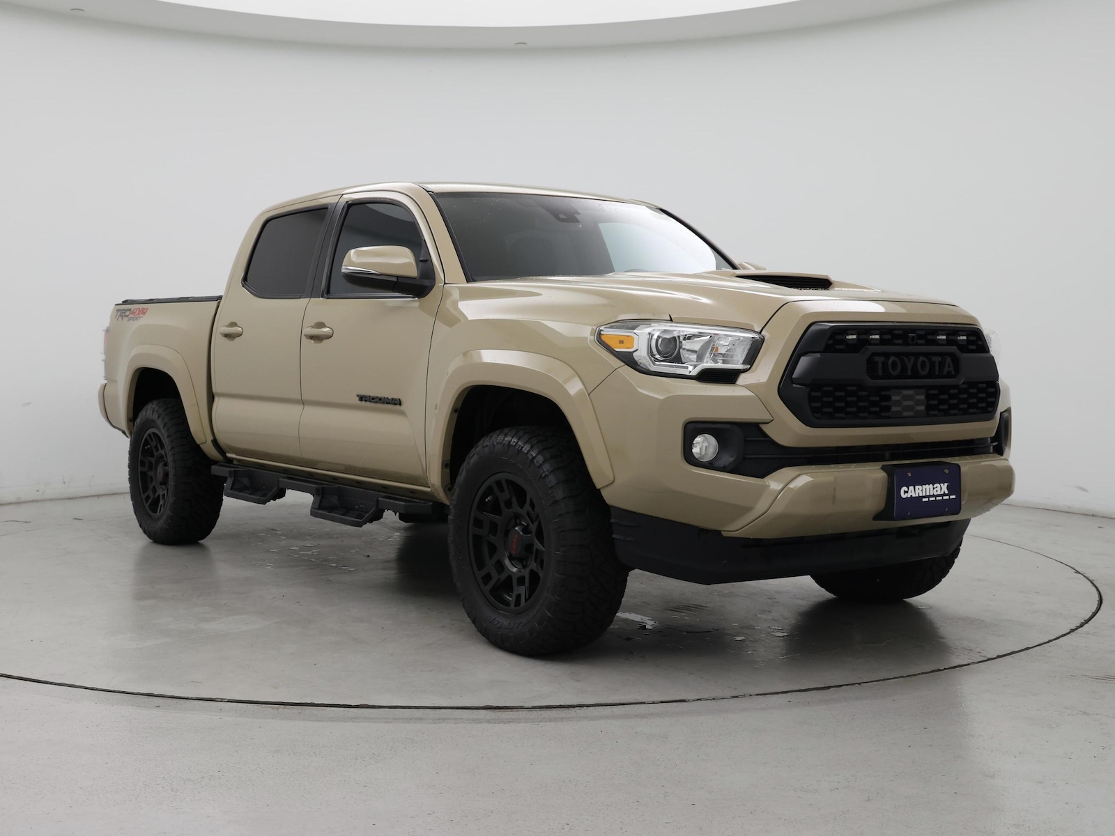 2020 Toyota Tacoma TRD Sport - Photo 2
