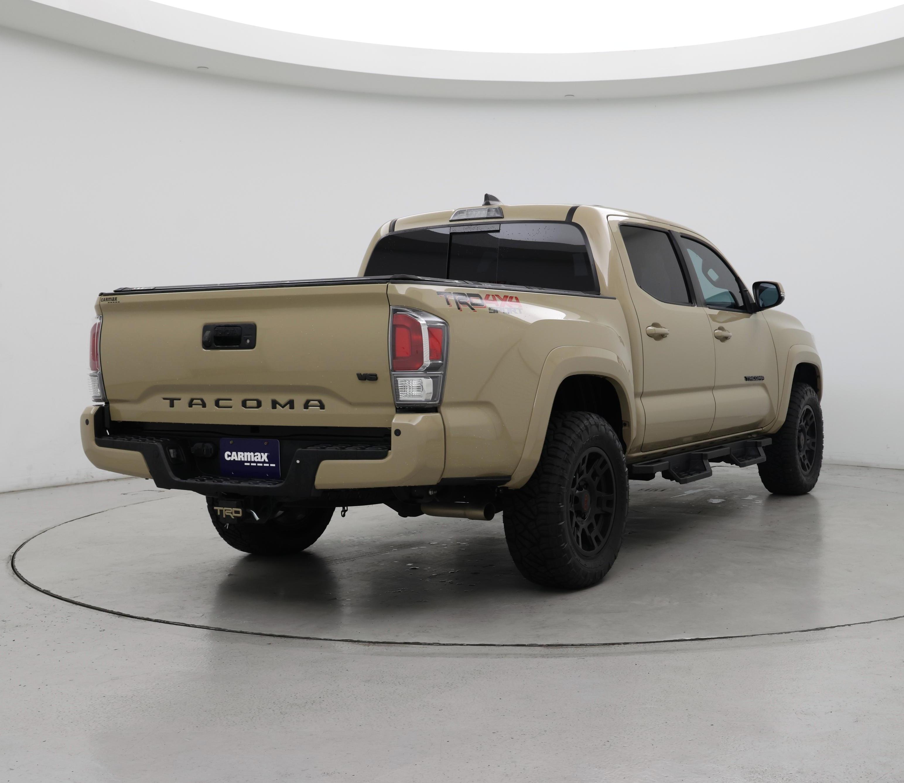 Thumbnail: 2020 Toyota Tacoma - 8
