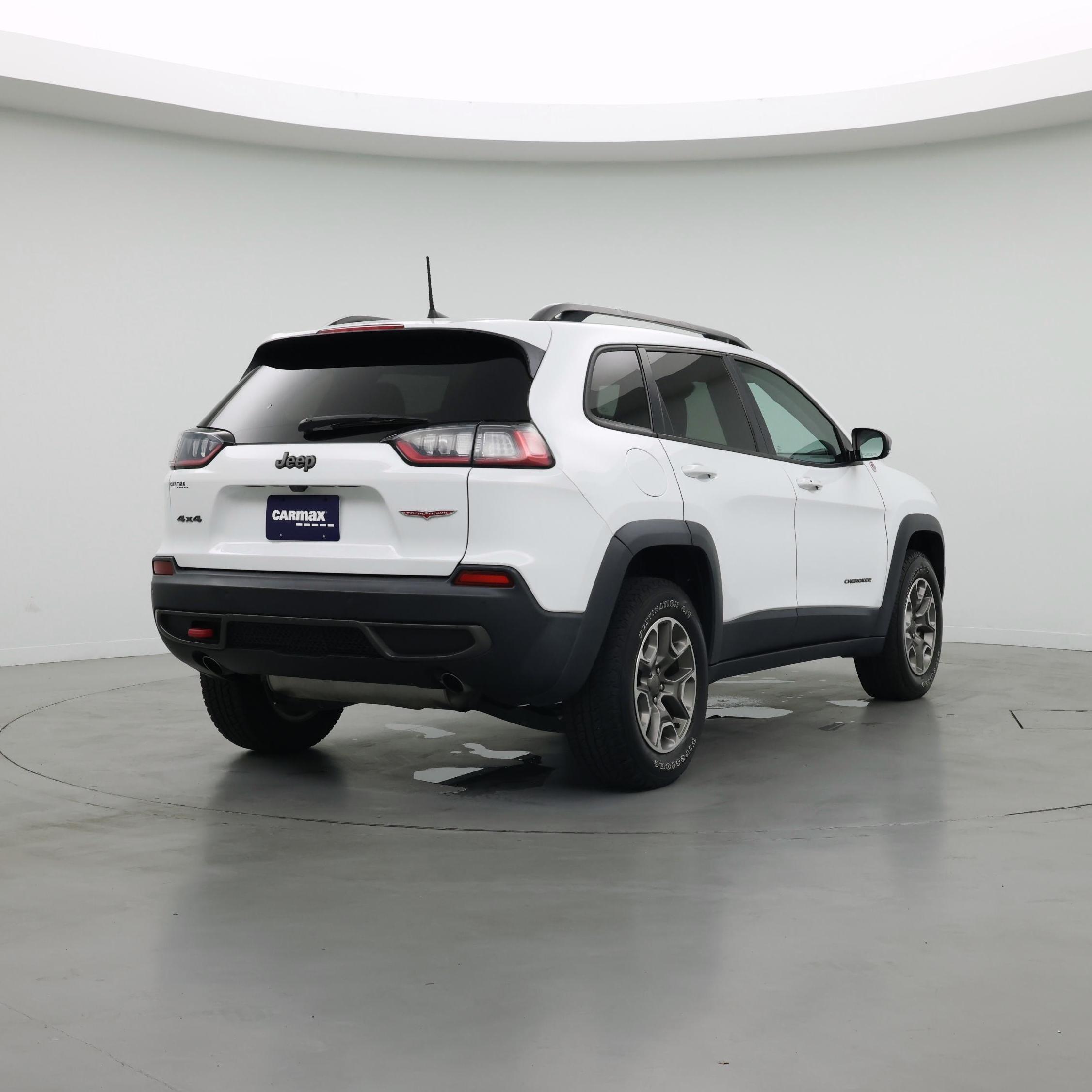 Thumbnail: 2021 Jeep Cherokee - 8