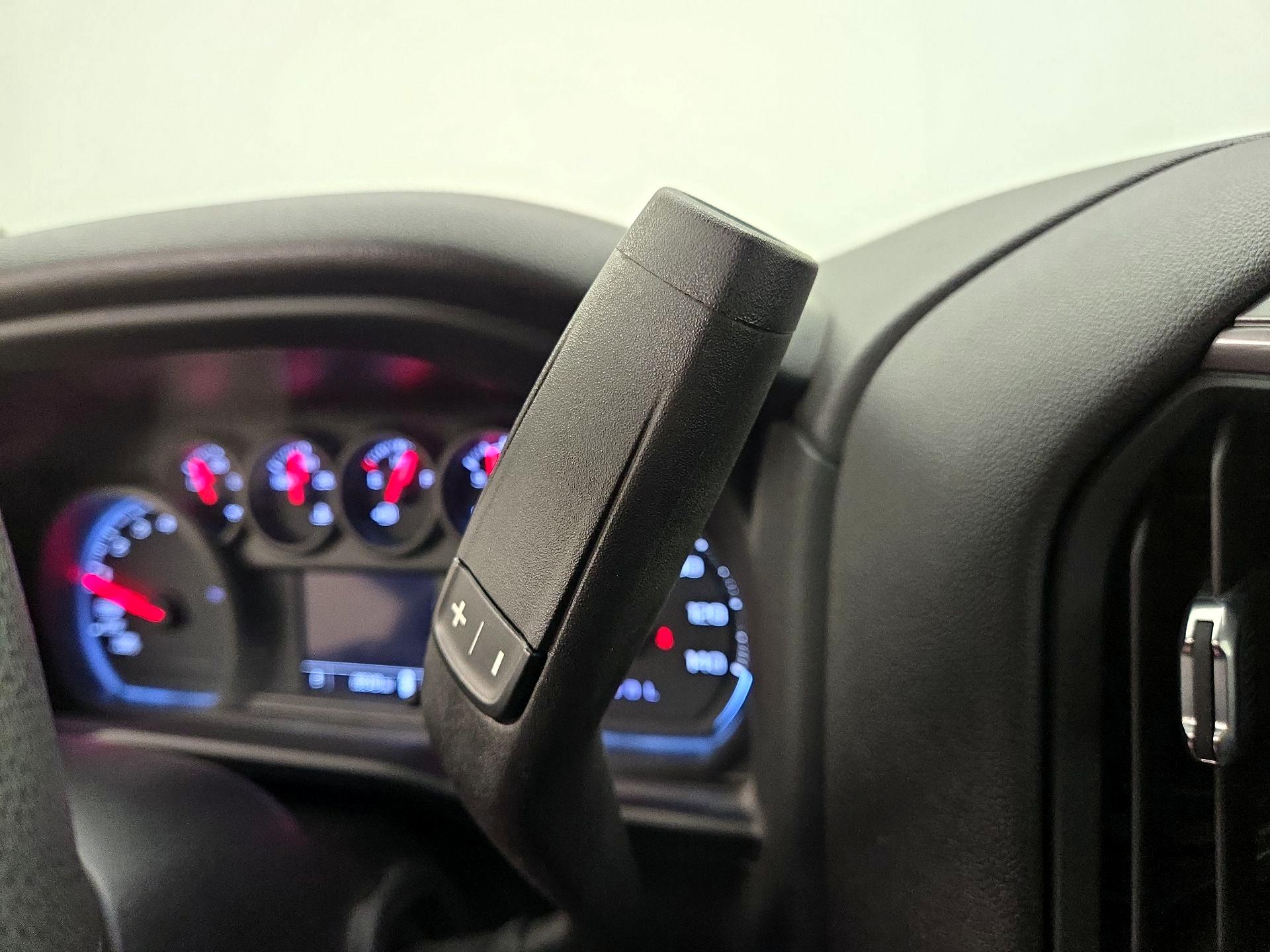 Thumbnail: 2023 Chevrolet Silverado 1500 - 17