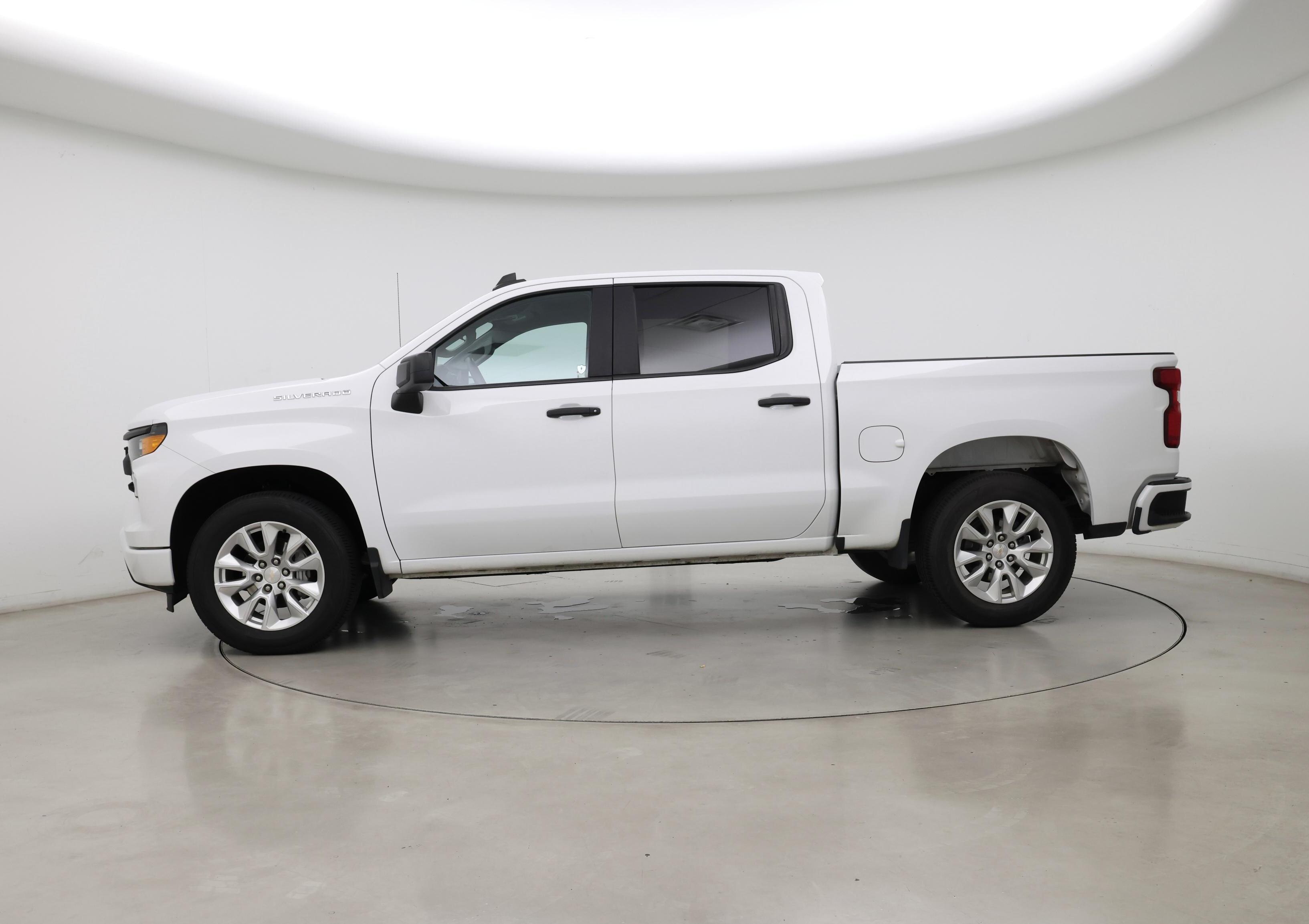 Thumbnail: 2023 Chevrolet Silverado 1500 - 3