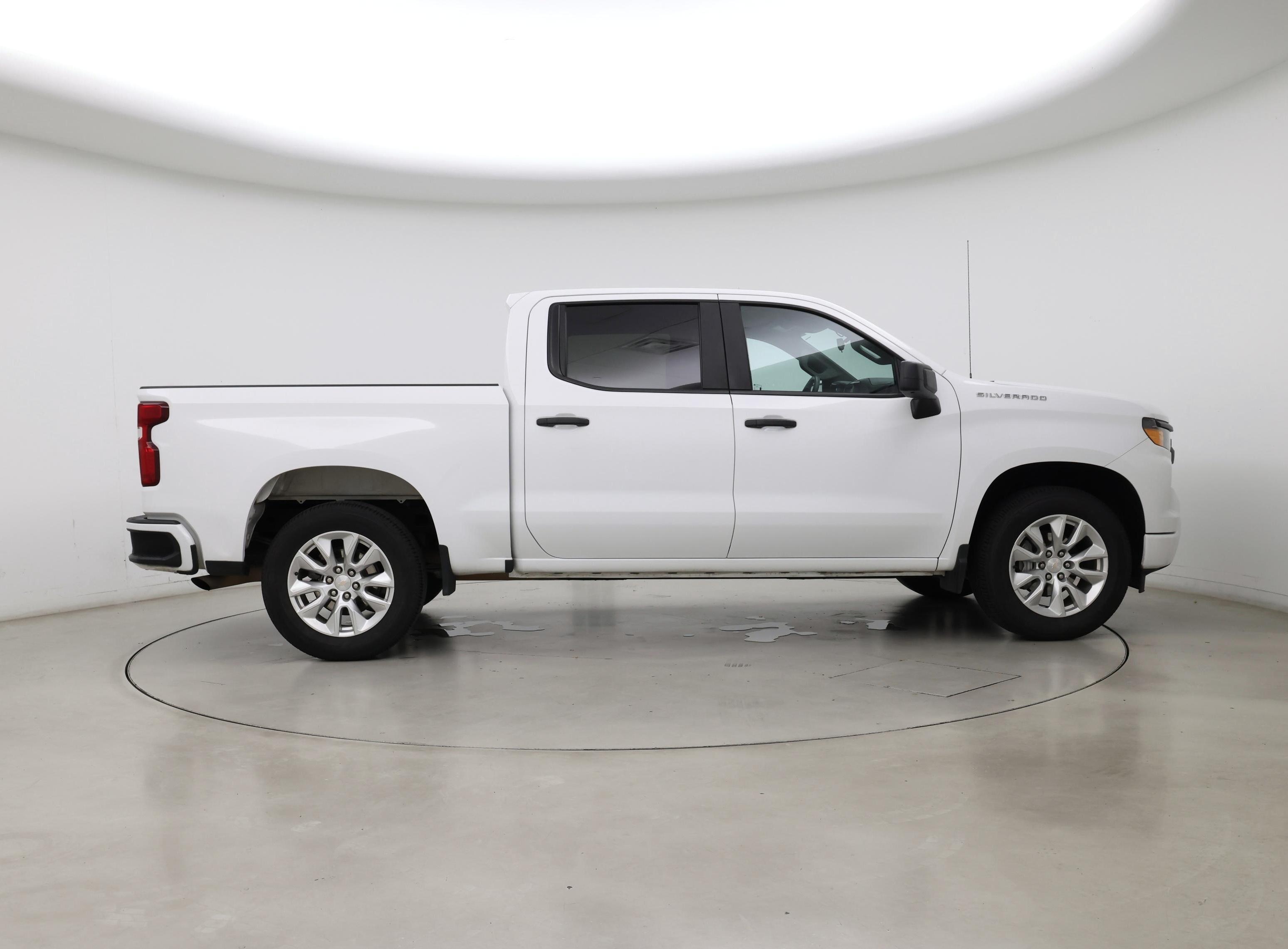 Thumbnail: 2023 Chevrolet Silverado 1500 - 7