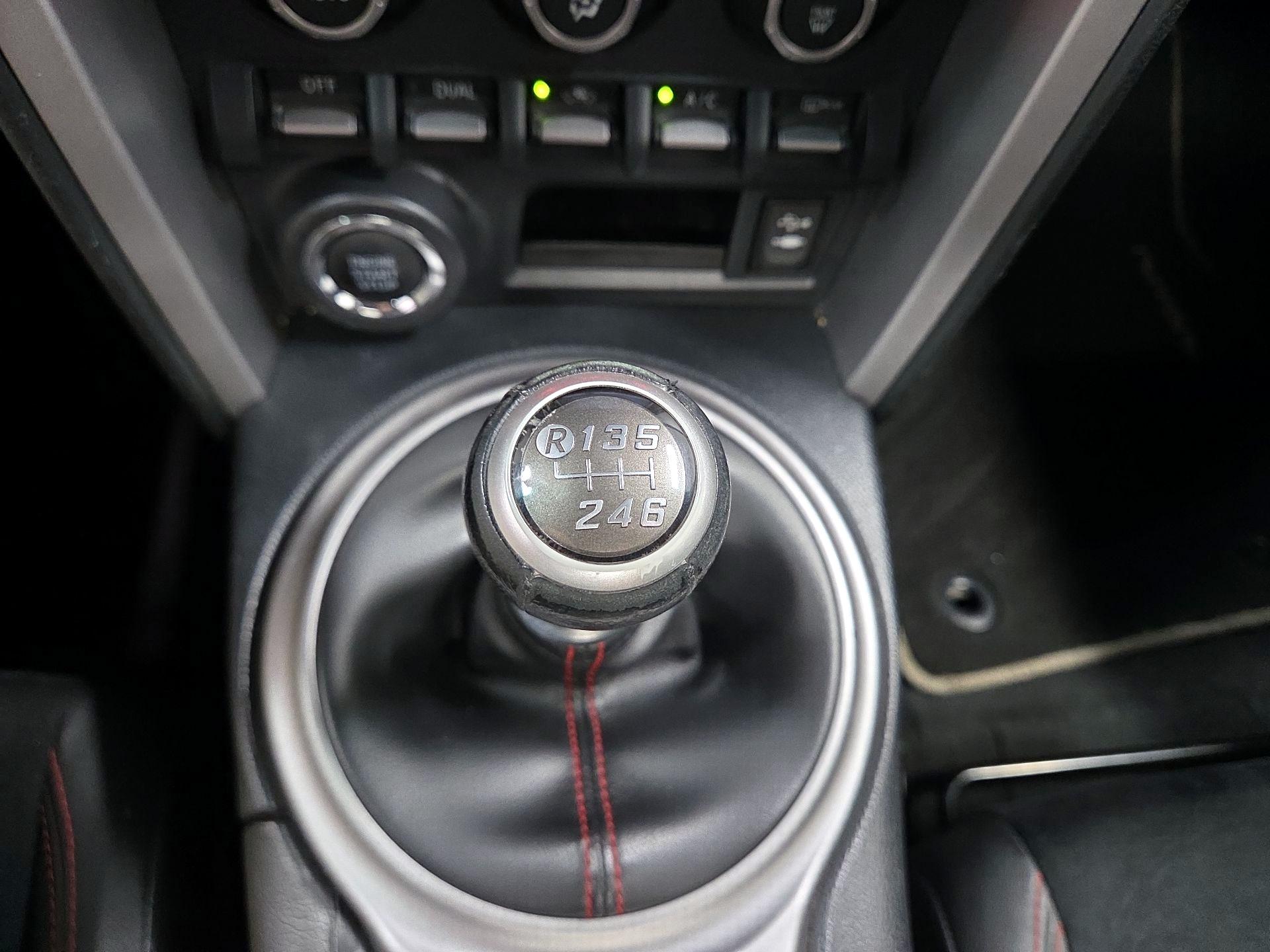 Thumbnail: 2015 Subaru BRZ - 17