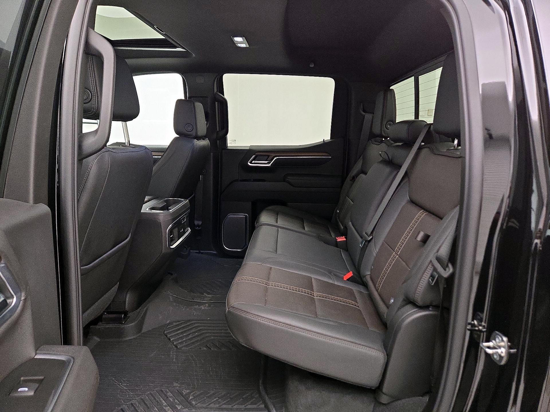 Thumbnail: 2026 Chevrolet Silverado 1500 - 20