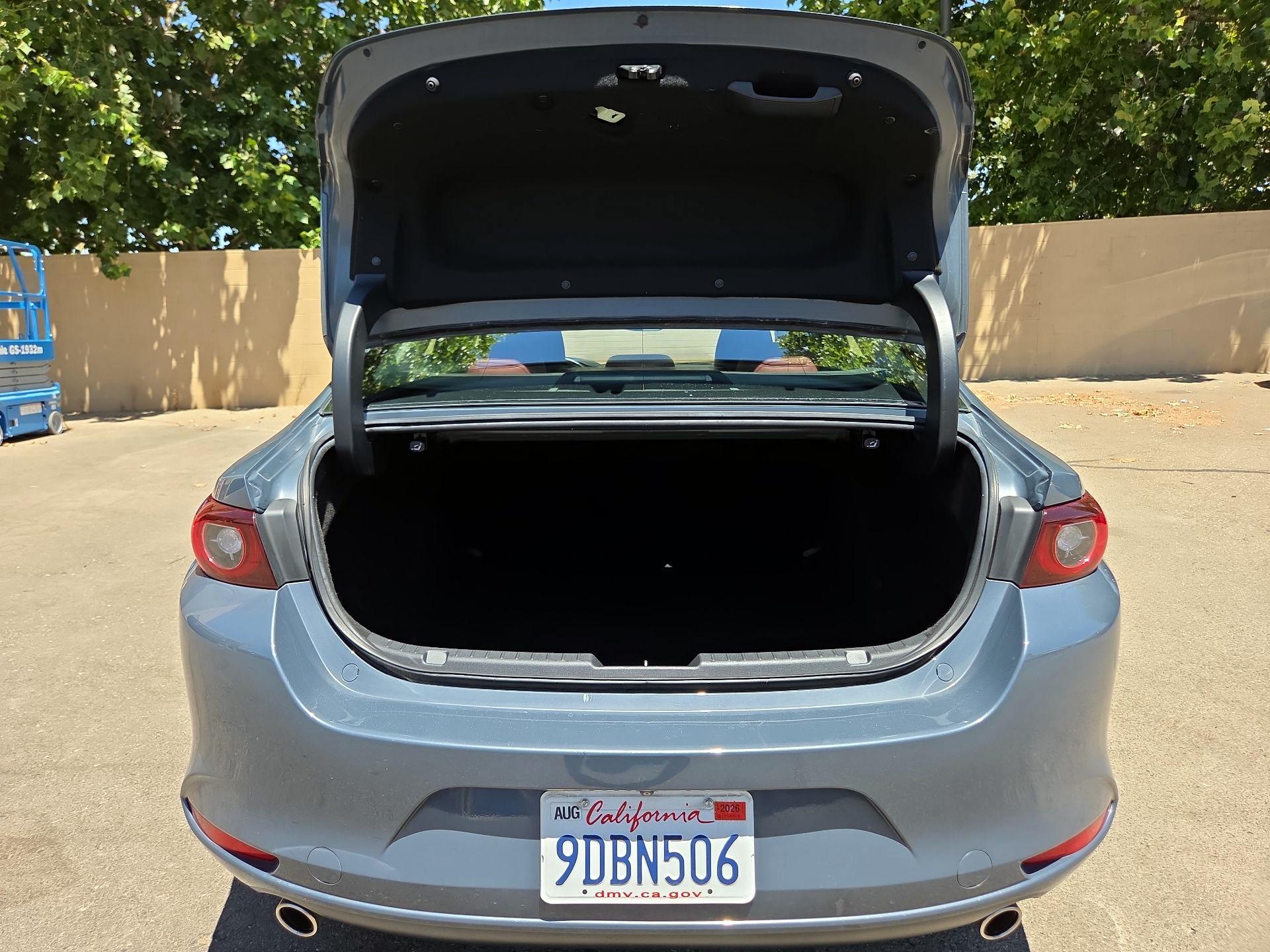 Thumbnail: 2022 Mazda Mazda3 - 19