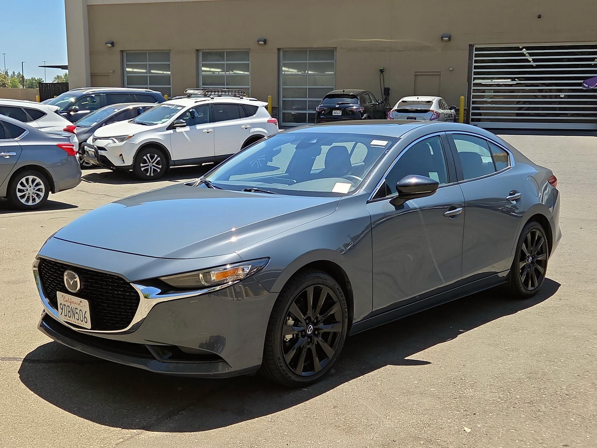 Thumbnail: 2022 Mazda Mazda3 - 3