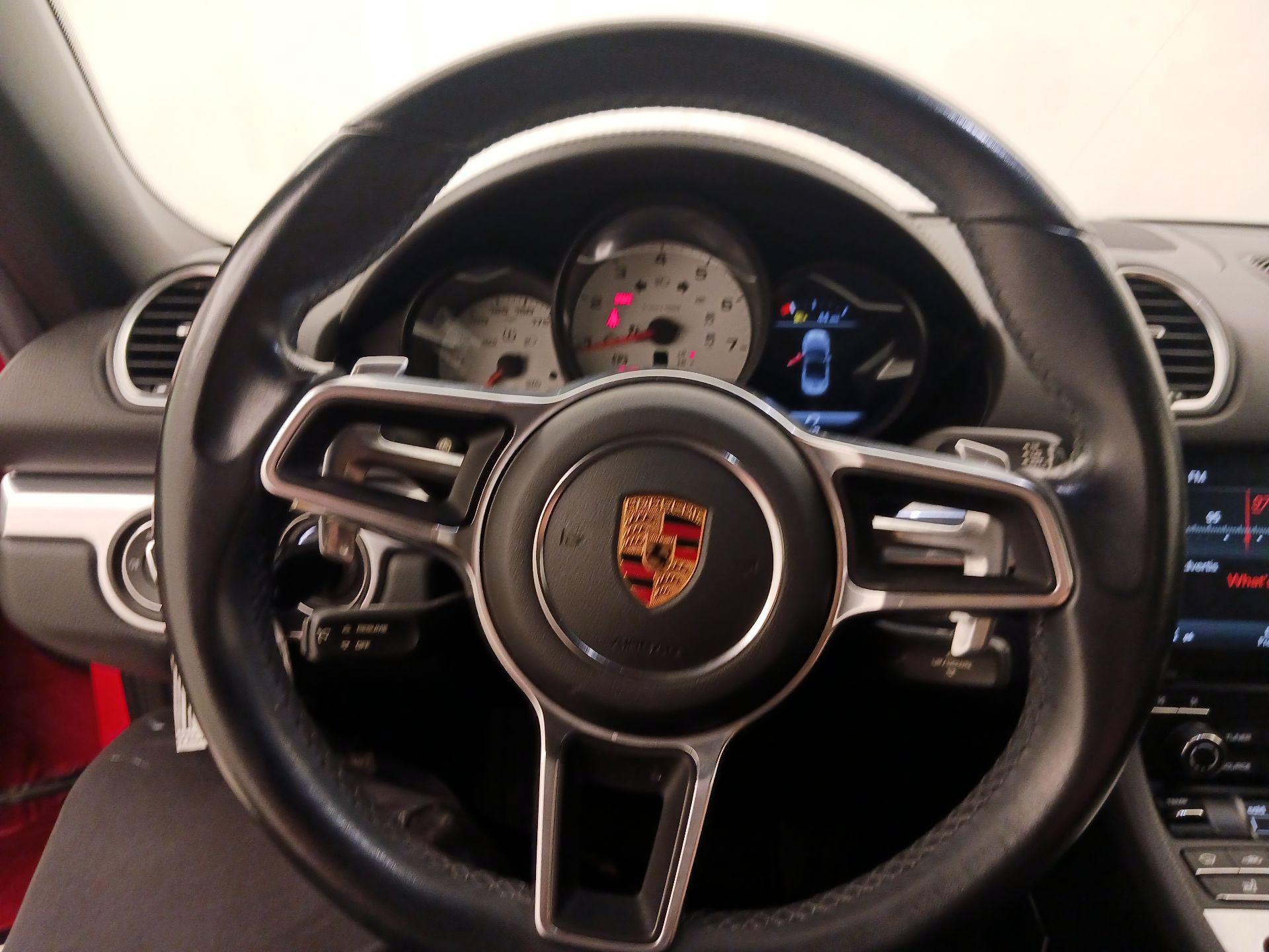 Thumbnail: 2018 Porsche 718 Boxster - 10