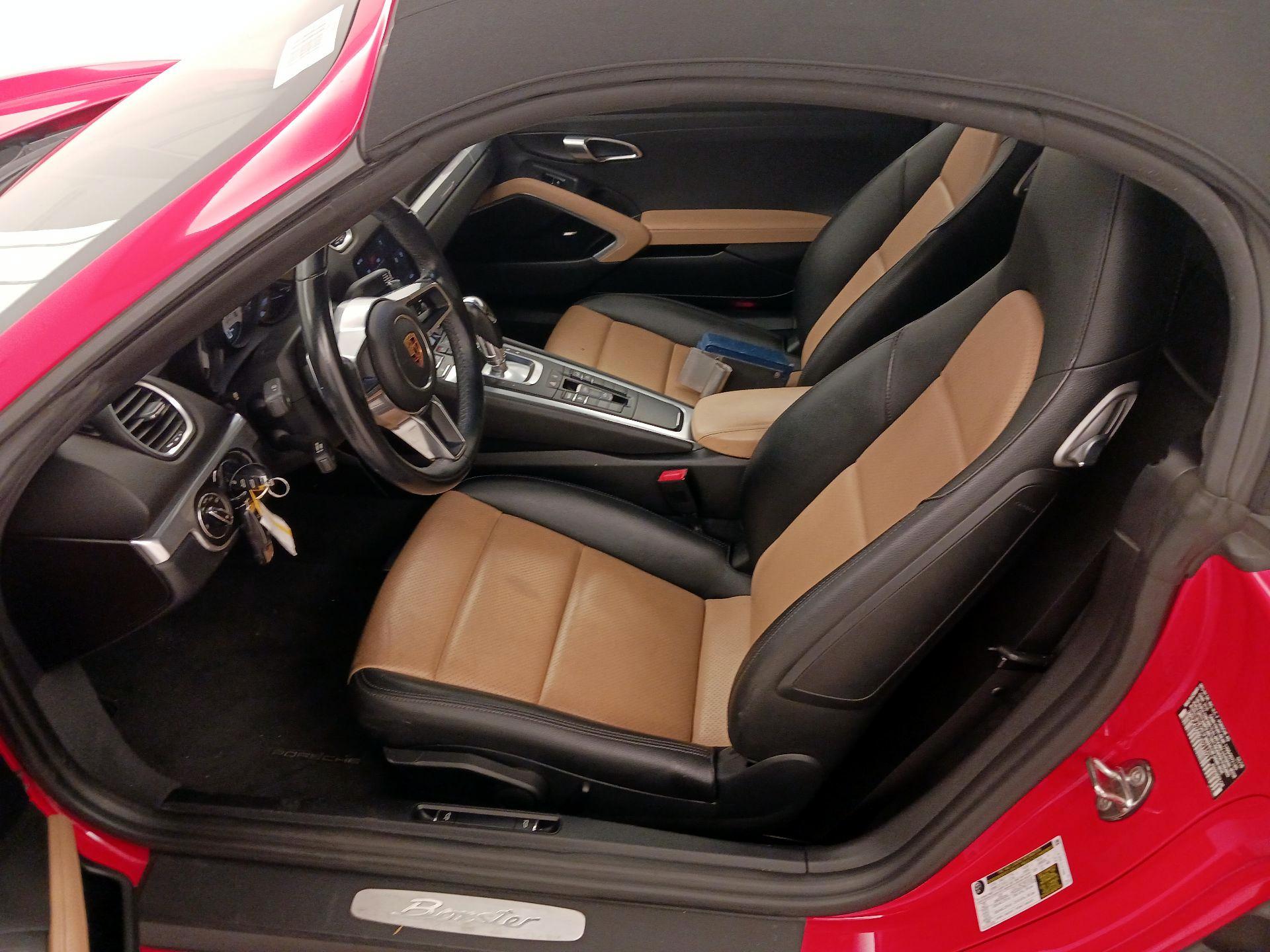 Thumbnail: 2018 Porsche 718 Boxster - 11